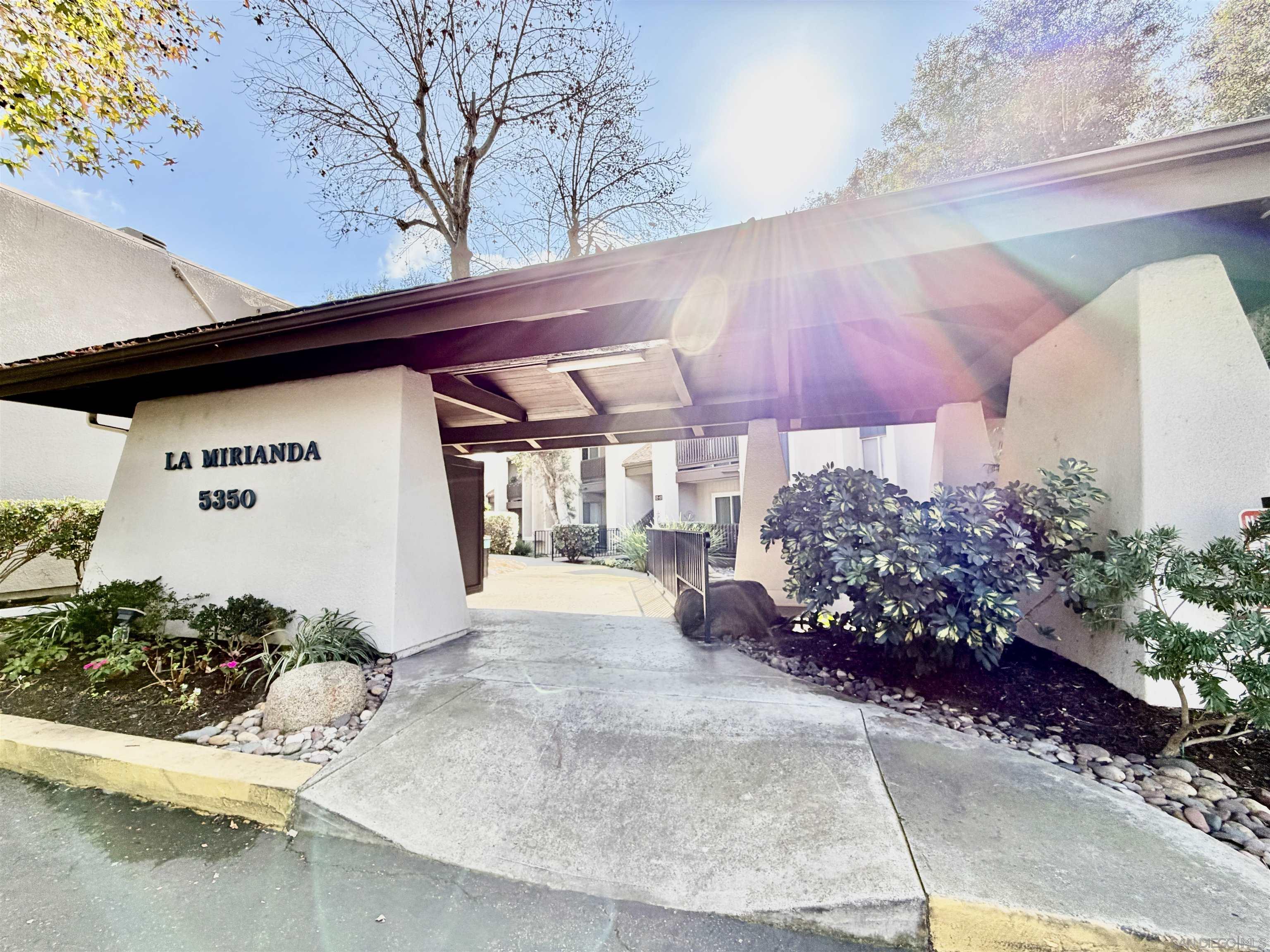 Detail Gallery Image 2 of 43 For 5350  Baltimore Dr  #5,  La Mesa,  CA 91942 - 1 Beds | 1 Baths