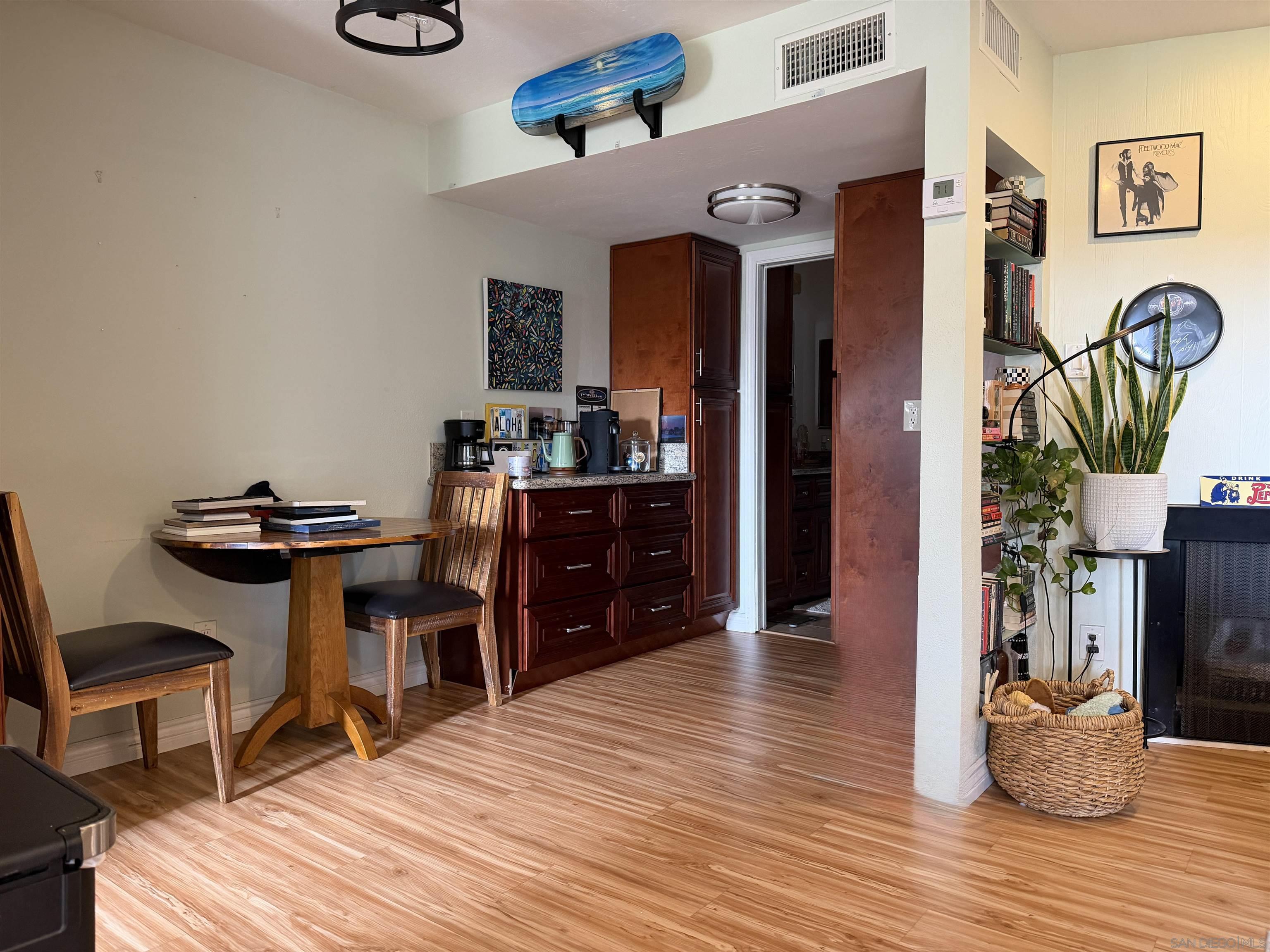 Detail Gallery Image 13 of 43 For 5350  Baltimore Dr  #5,  La Mesa,  CA 91942 - 1 Beds | 1 Baths