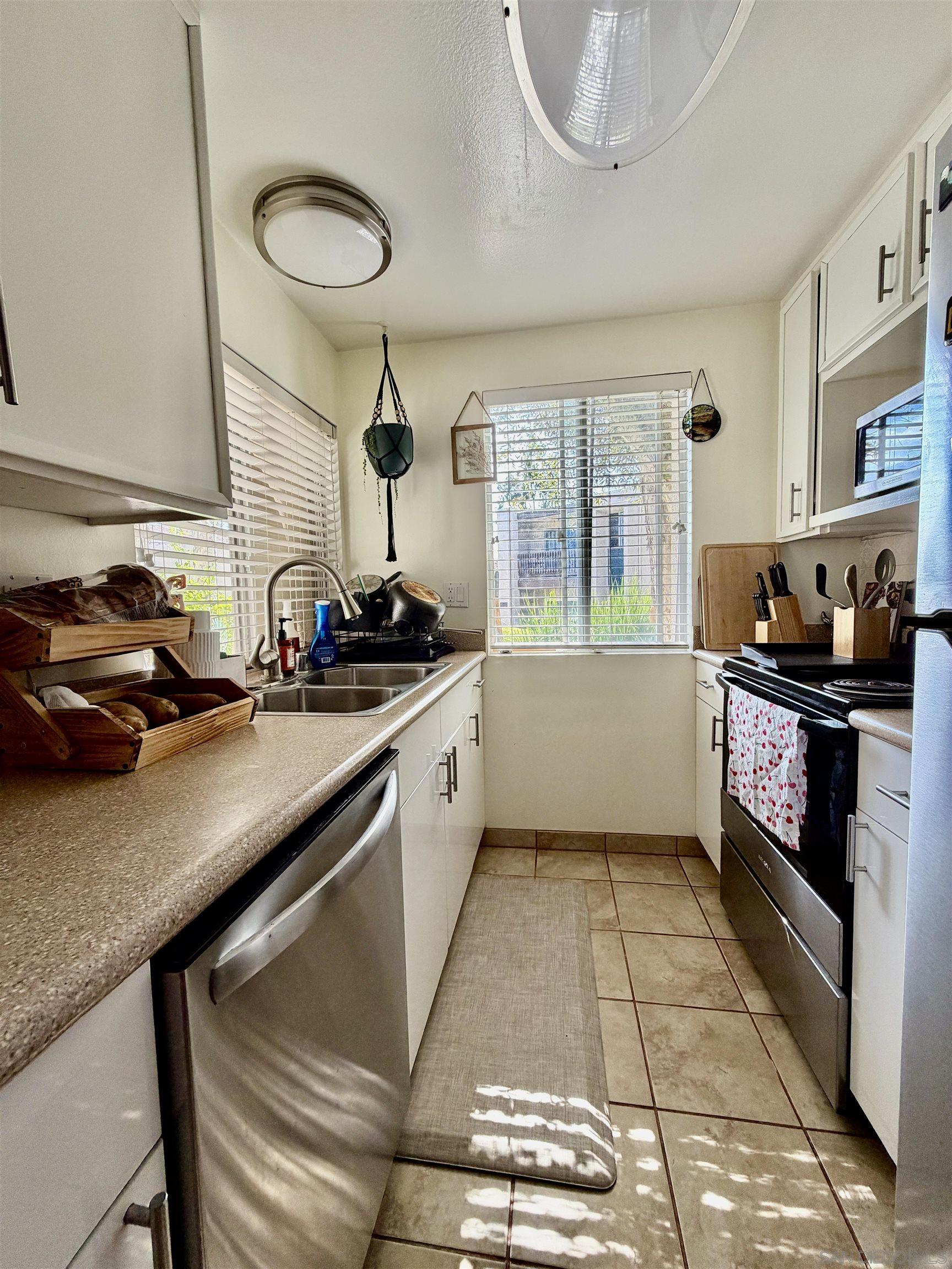 Detail Gallery Image 19 of 43 For 5350  Baltimore Dr  #5,  La Mesa,  CA 91942 - 1 Beds | 1 Baths