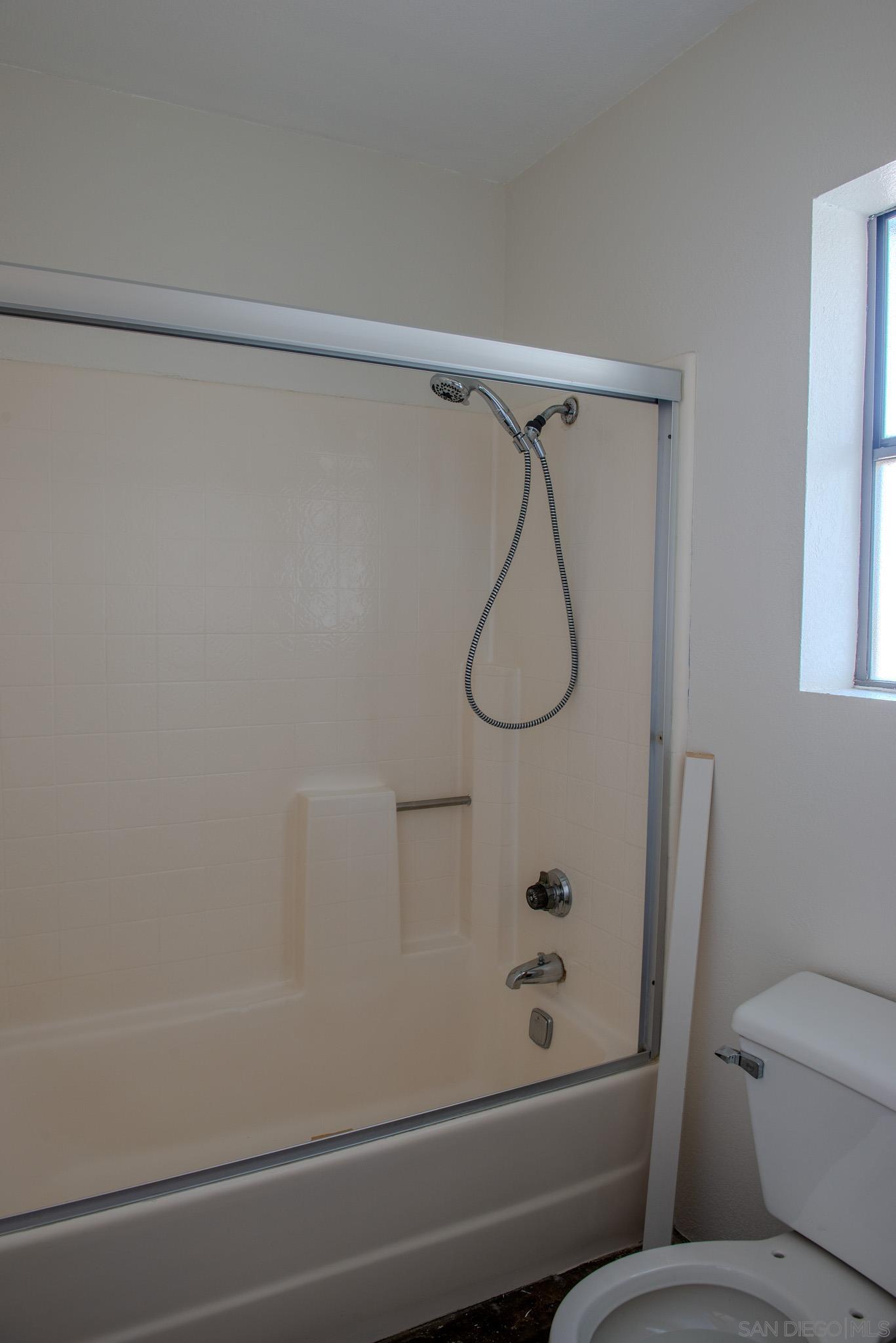 Detail Gallery Image 13 of 15 For 3066  Camino Alteza, San Diego,  CA 92154 - 2 Beds | 2 Baths