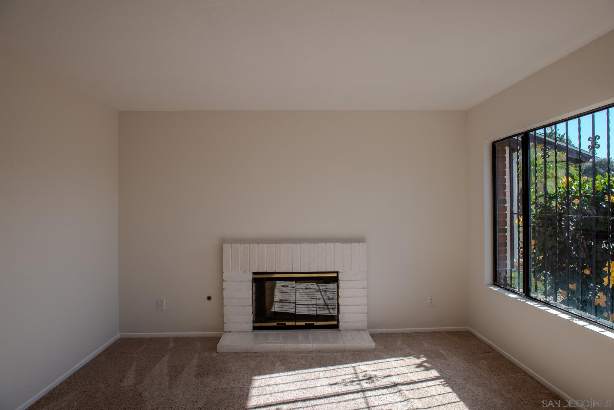 Detail Gallery Image 3 of 15 For 3066  Camino Alteza, San Diego,  CA 92154 - 2 Beds | 2 Baths