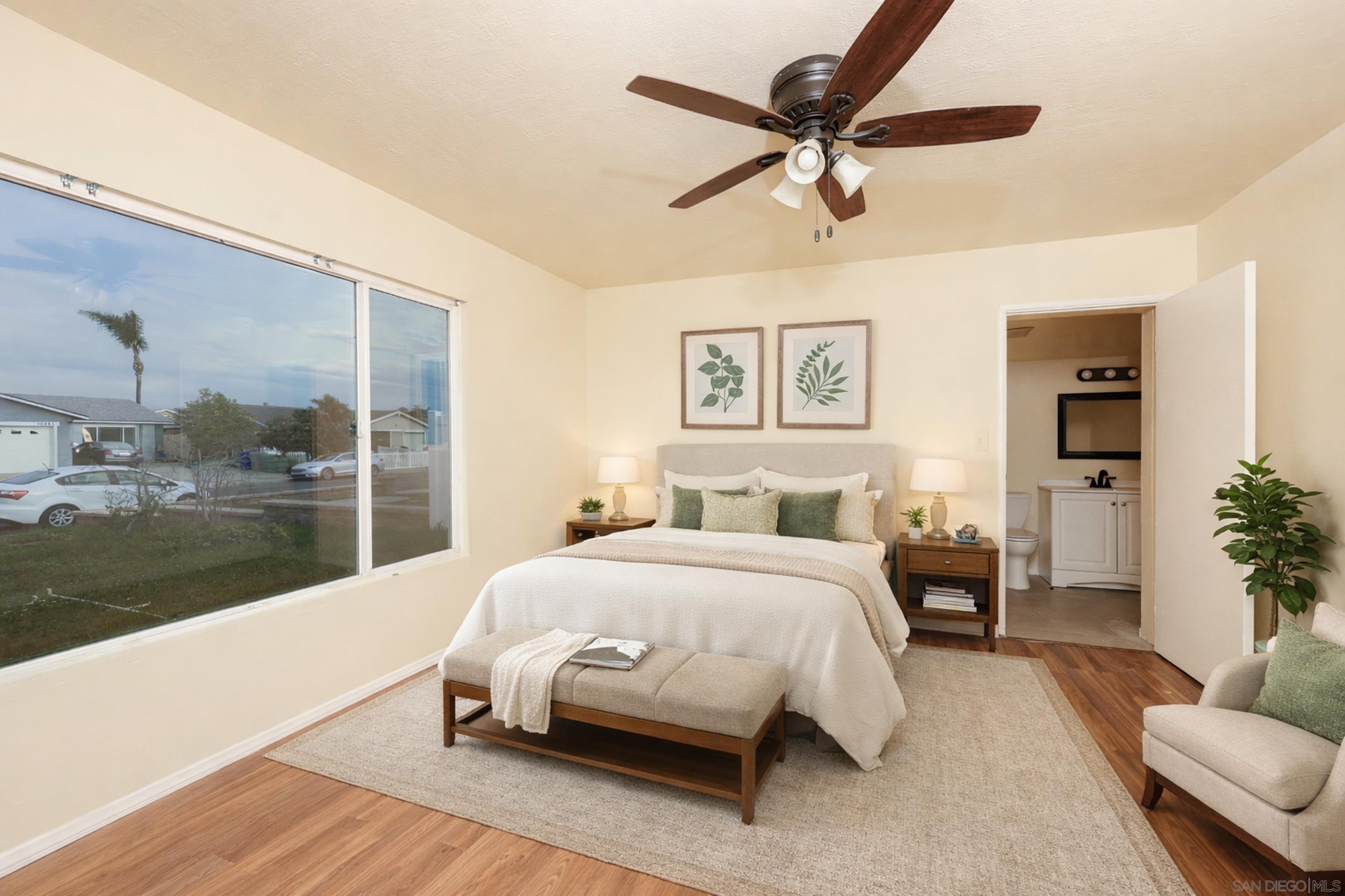 Detail Gallery Image 2 of 15 For 10866  Sandy Hook Rd, San Diego,  CA 92126 - 4 Beds | 3 Baths