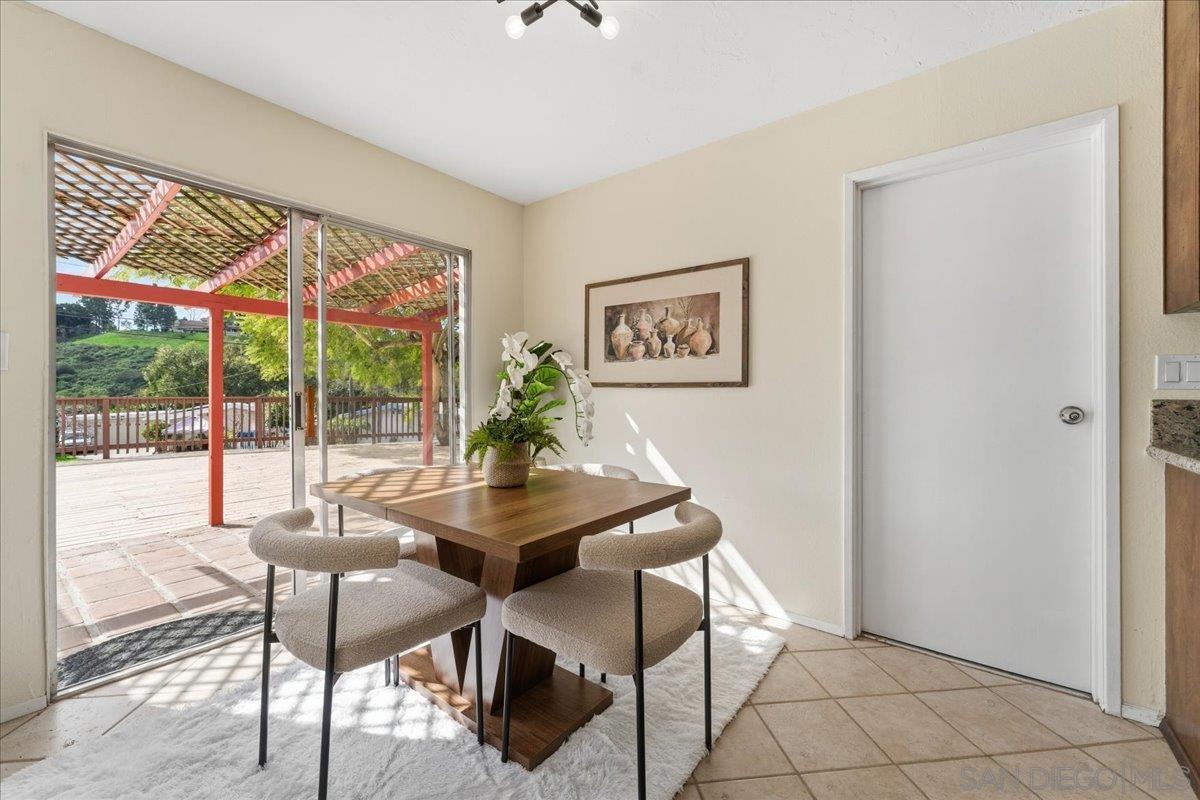 Detail Gallery Image 13 of 32 For 6265  Aldford Pl, San Diego,  CA 92111 - 4 Beds | 2 Baths