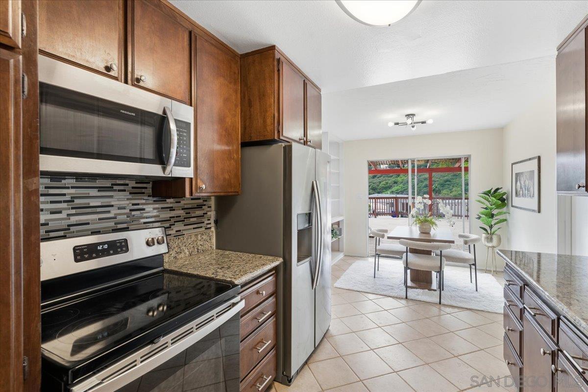 Detail Gallery Image 16 of 32 For 6265  Aldford Pl, San Diego,  CA 92111 - 4 Beds | 2 Baths