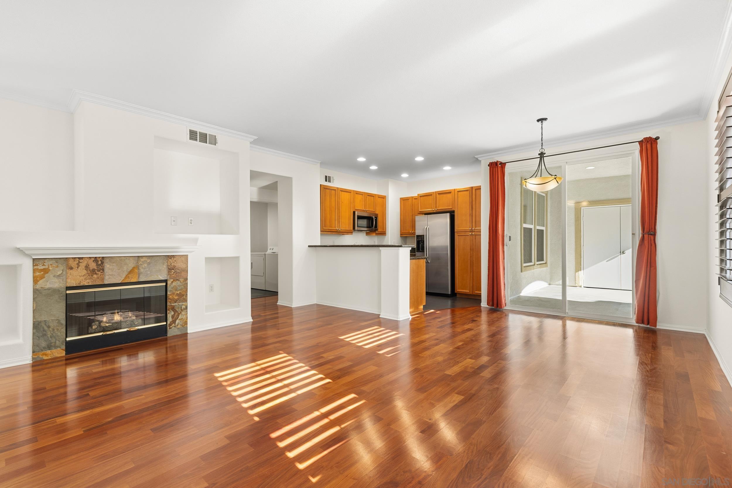 Detail Gallery Image 20 of 36 For 12685  Savannah Creek Dr  #261,  San Diego,  CA 92128 - 3 Beds | 2 Baths