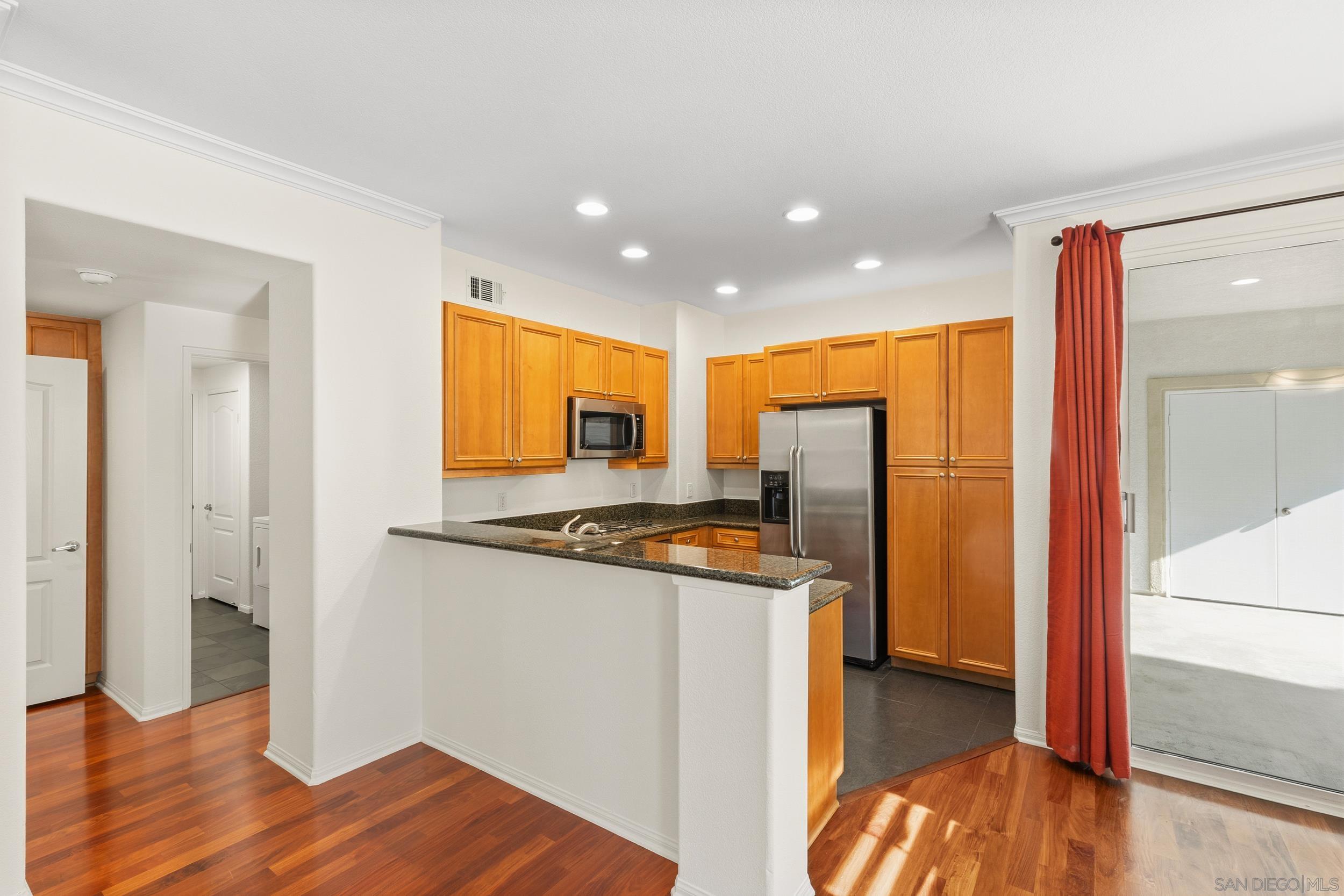 Detail Gallery Image 23 of 36 For 12685  Savannah Creek Dr  #261,  San Diego,  CA 92128 - 3 Beds | 2 Baths