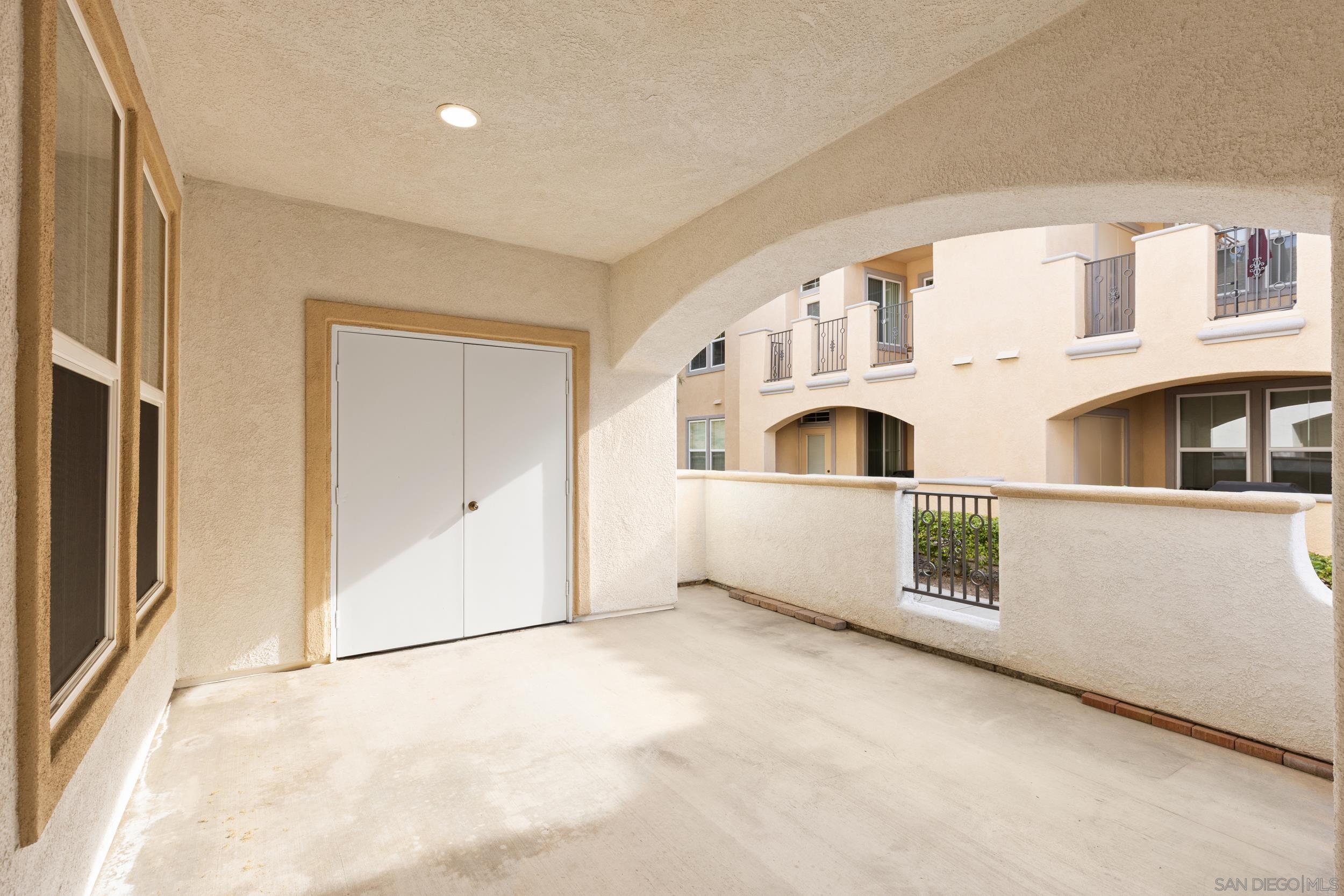 Detail Gallery Image 30 of 36 For 12685  Savannah Creek Dr  #261,  San Diego,  CA 92128 - 3 Beds | 2 Baths