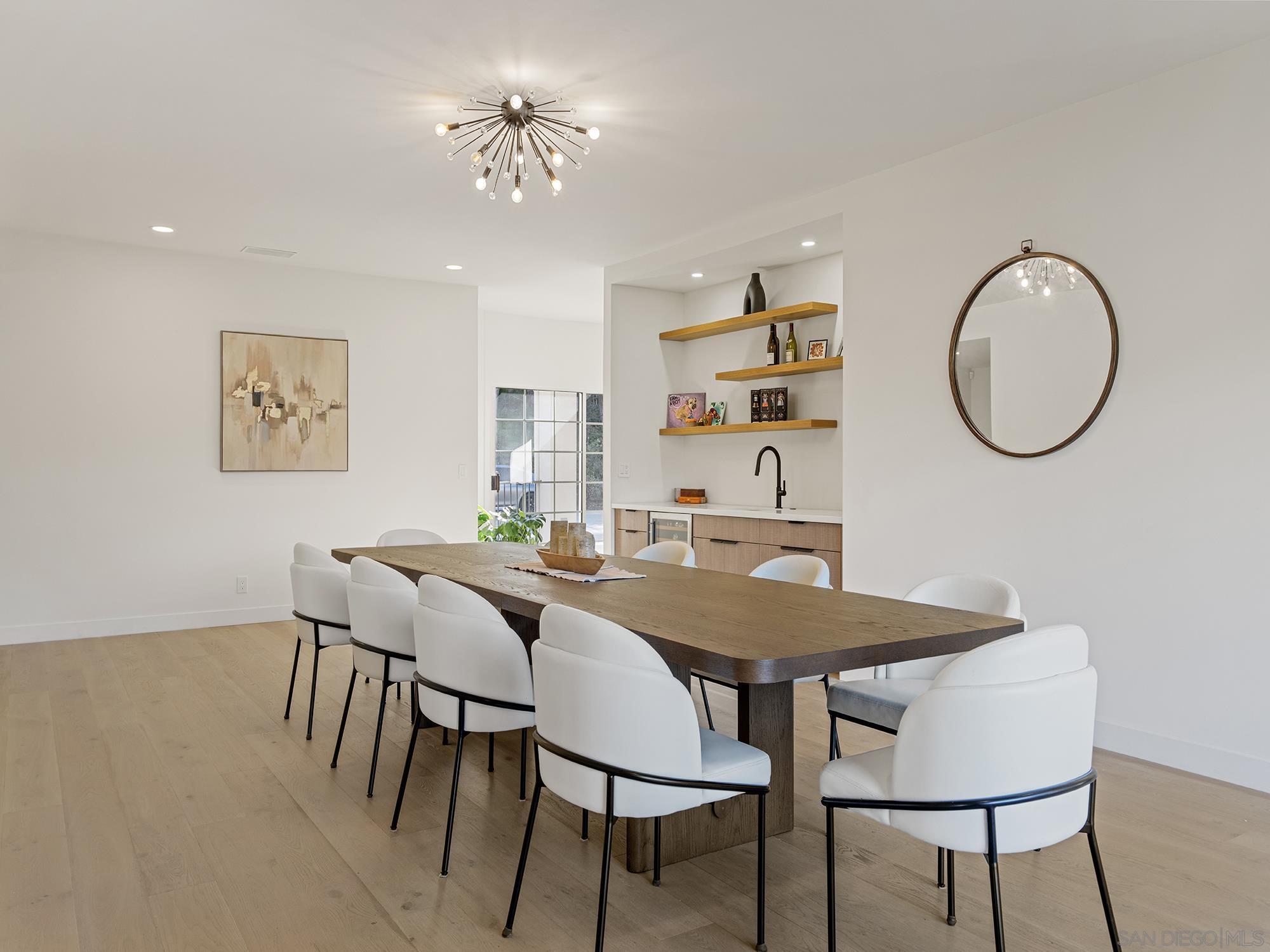 Detail Gallery Image 11 of 51 For 17515  Circa Oriente, Rancho Santa Fe,  CA 92067 - 5 Beds | 4/2 Baths