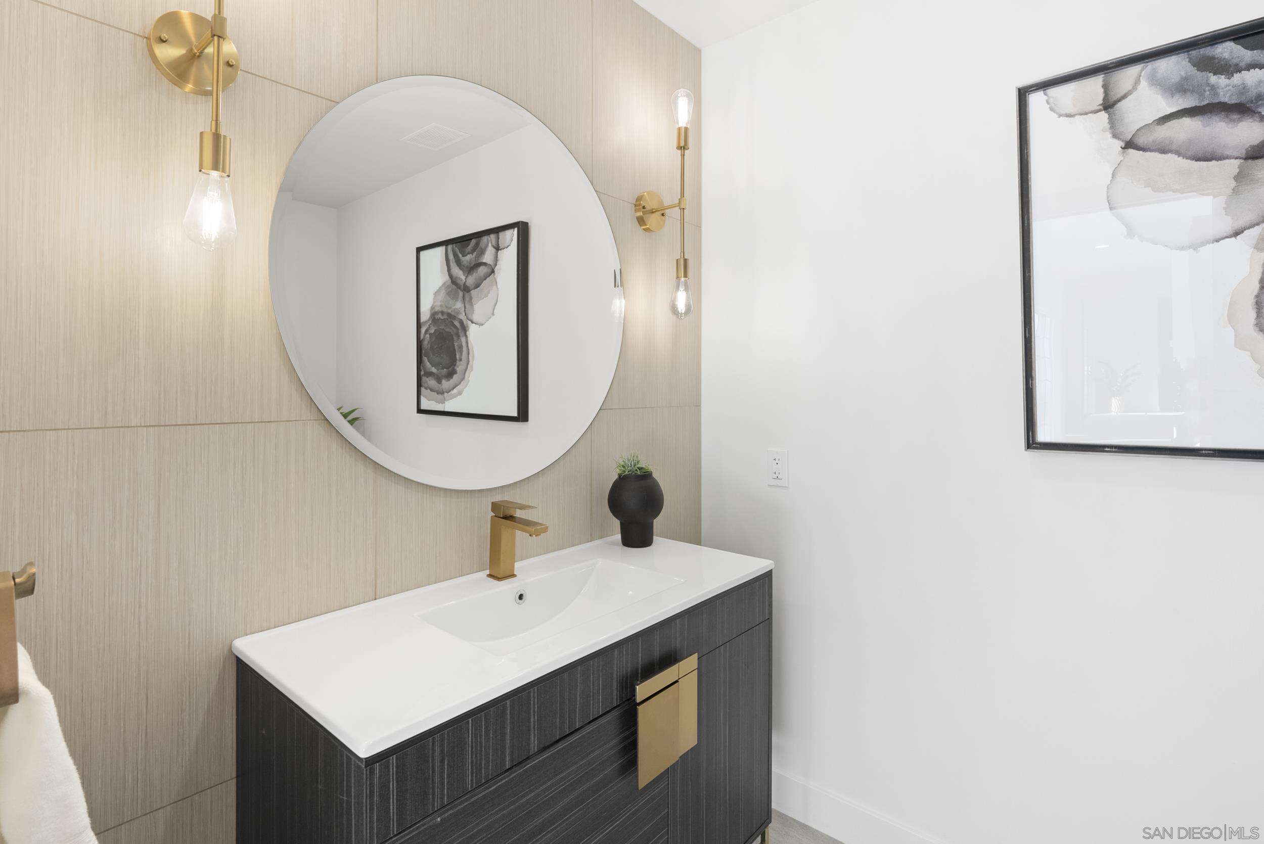 Detail Gallery Image 26 of 51 For 17515  Circa Oriente, Rancho Santa Fe,  CA 92067 - 5 Beds | 4/2 Baths