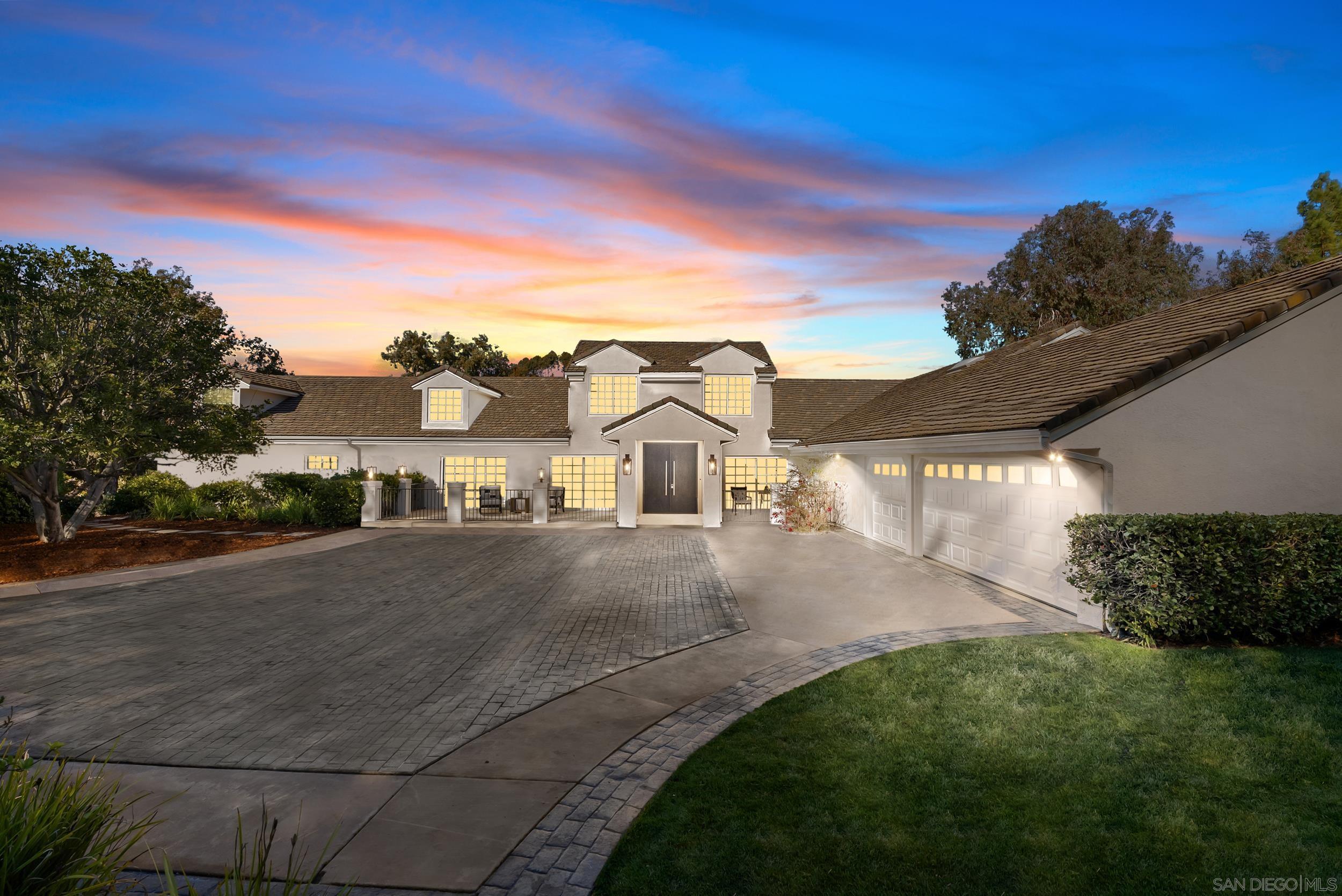 Detail Gallery Image 4 of 53 For 17515  Circa Oriente, Rancho Santa Fe,  CA 92067 - 5 Beds | 4/2 Baths