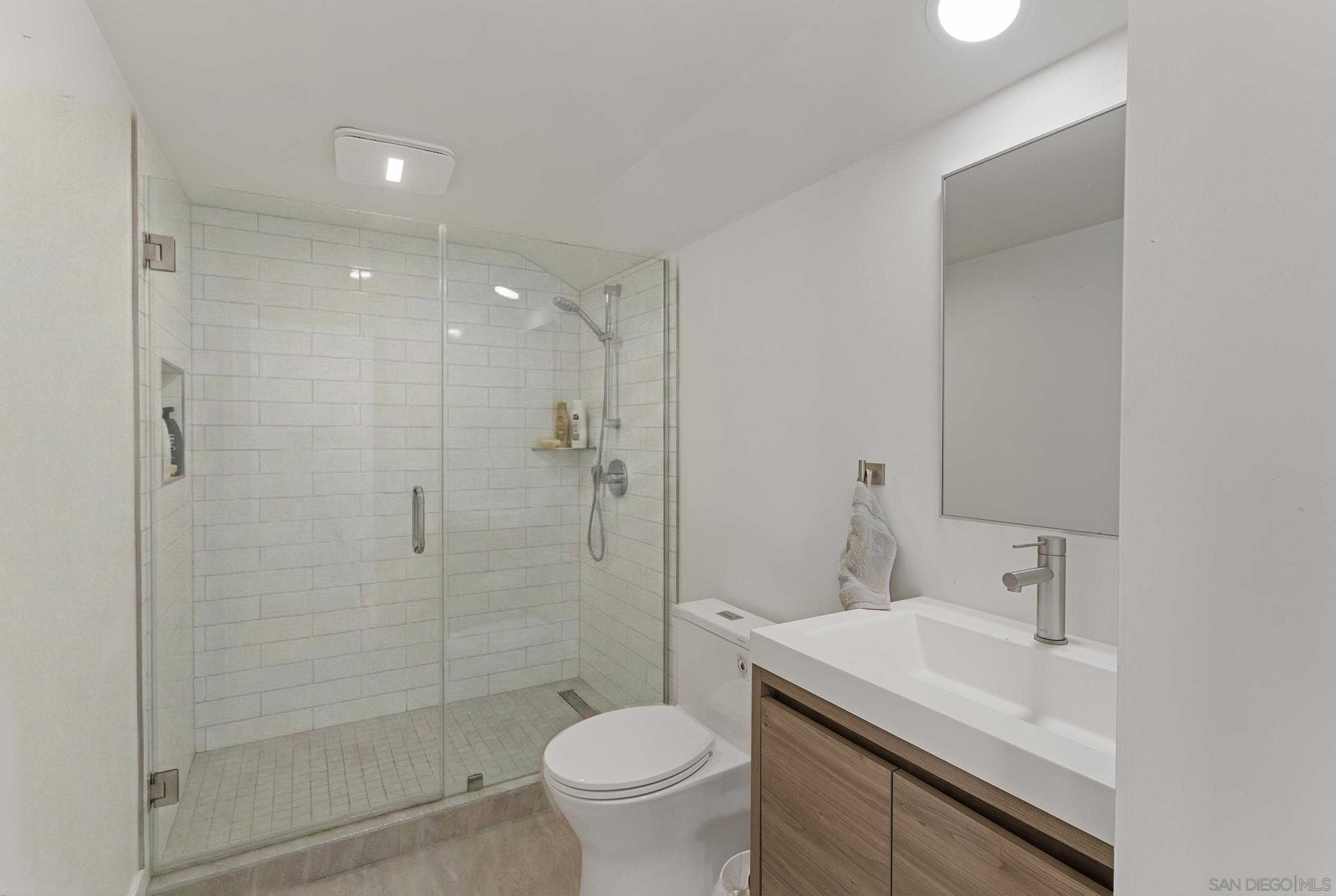 Detail Gallery Image 30 of 51 For 17515  Circa Oriente, Rancho Santa Fe,  CA 92067 - 5 Beds | 4/2 Baths