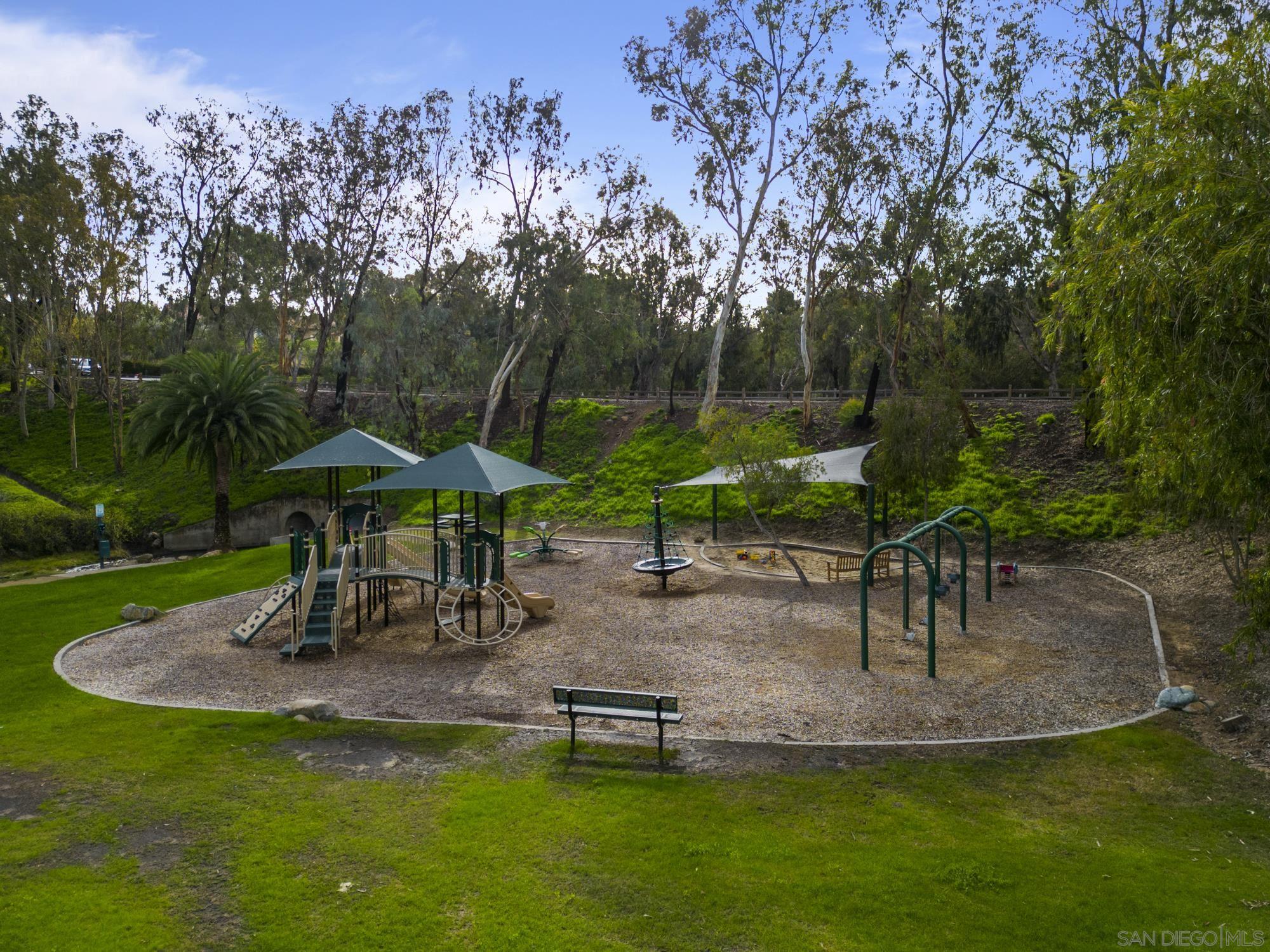 Detail Gallery Image 49 of 53 For 17515  Circa Oriente, Rancho Santa Fe,  CA 92067 - 5 Beds | 4/2 Baths