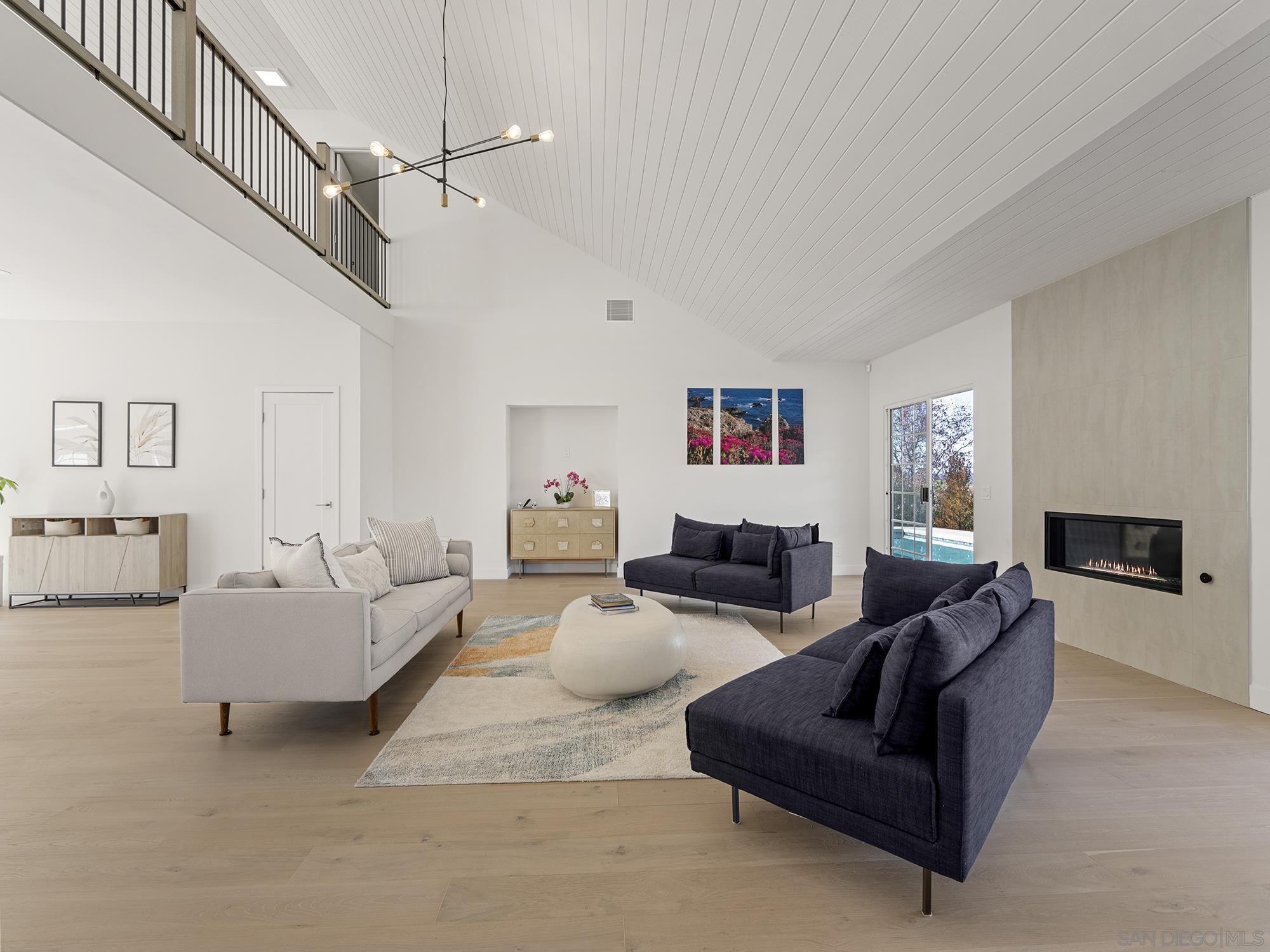 Detail Gallery Image 7 of 53 For 17515  Circa Oriente, Rancho Santa Fe,  CA 92067 - 5 Beds | 4/2 Baths