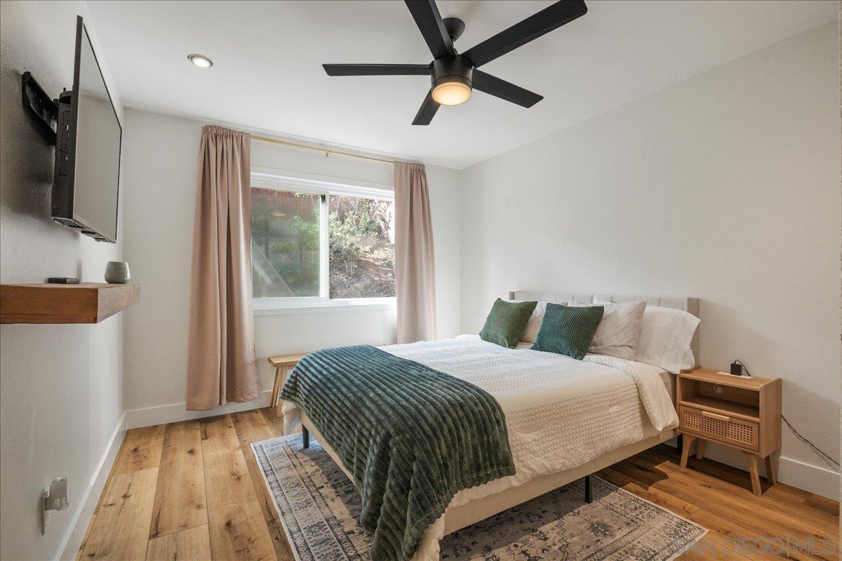 Detail Gallery Image 27 of 59 For 6641  Murray Park Drive, San Diego,  CA 92120 - 5 Beds | 2/1 Baths