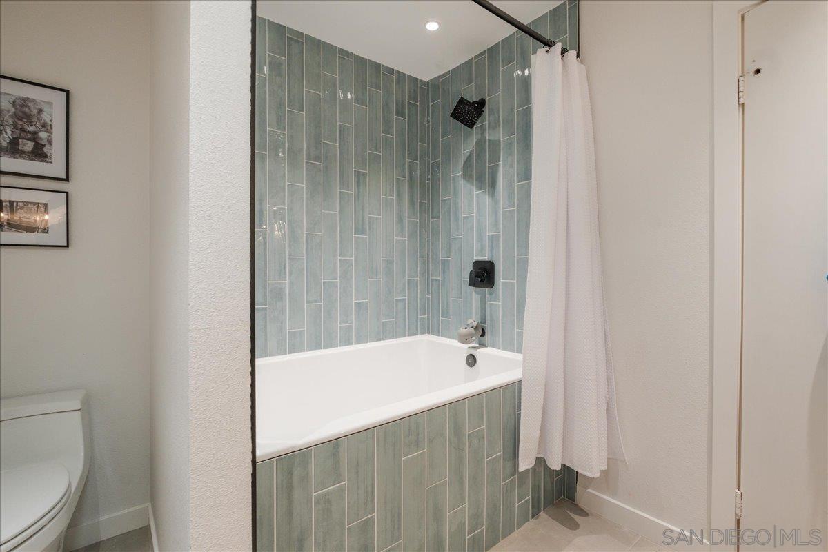 Detail Gallery Image 31 of 59 For 6641  Murray Park Drive, San Diego,  CA 92120 - 5 Beds | 2/1 Baths