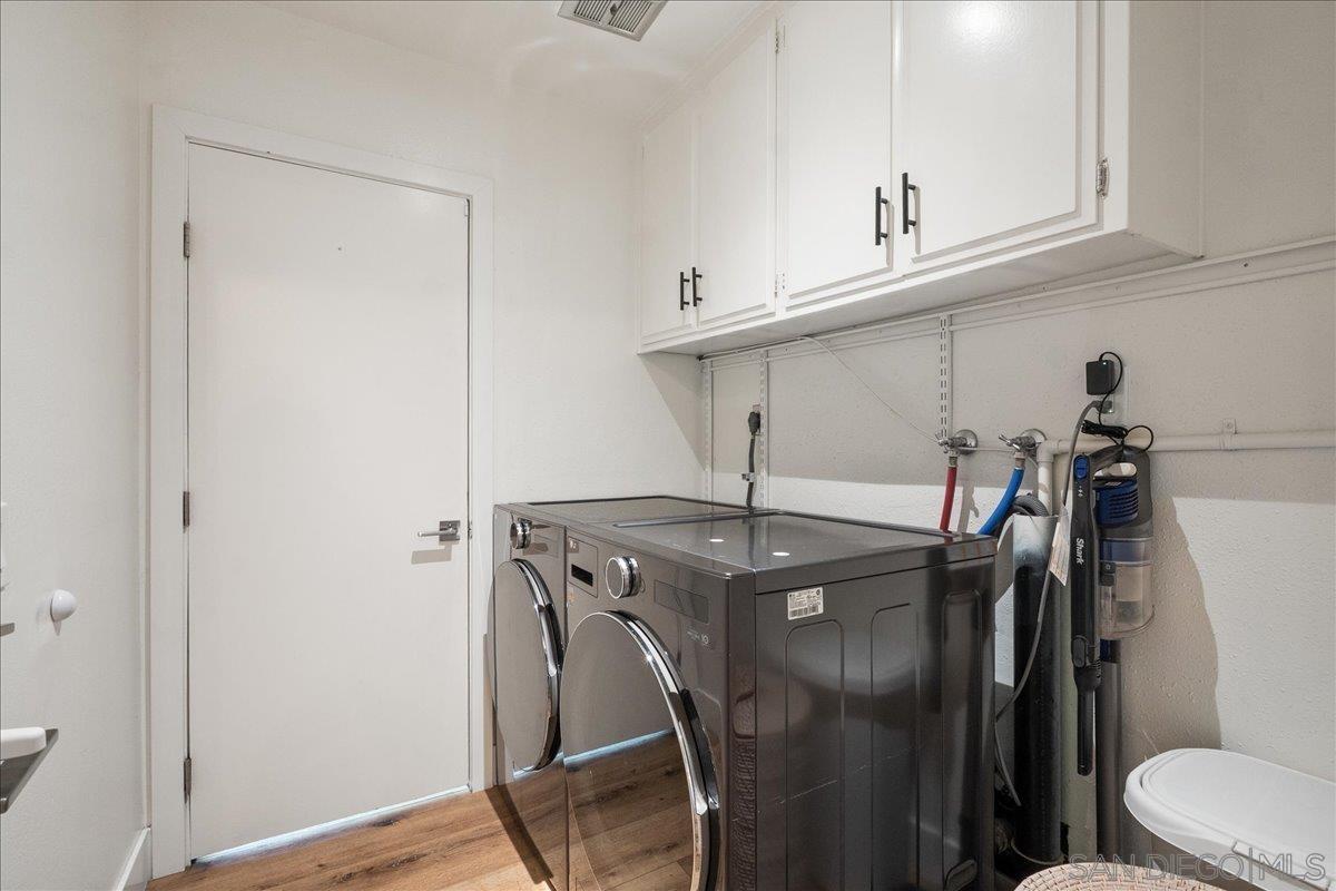 Detail Gallery Image 34 of 59 For 6641  Murray Park Drive, San Diego,  CA 92120 - 5 Beds | 2/1 Baths