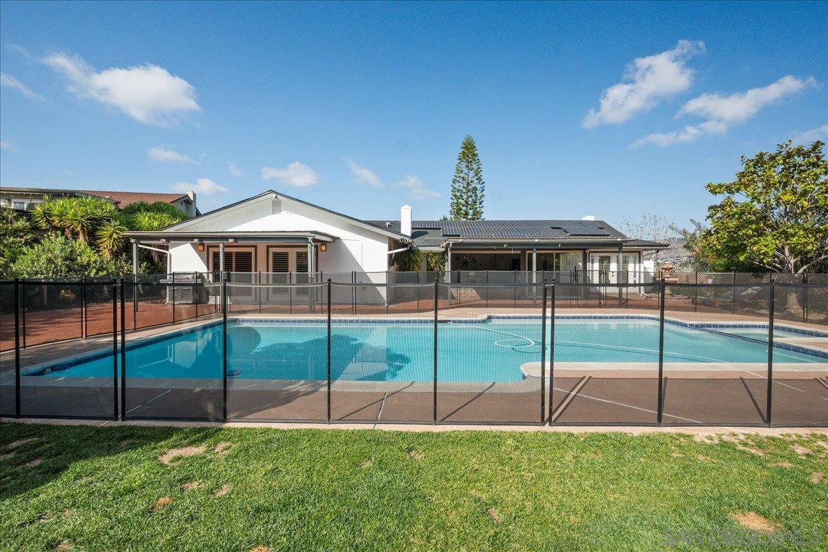 Detail Gallery Image 39 of 59 For 6641  Murray Park Drive, San Diego,  CA 92120 - 5 Beds | 2/1 Baths