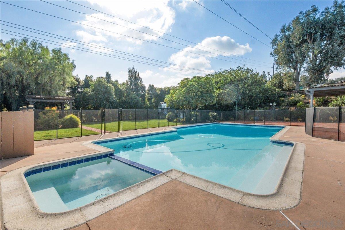 Detail Gallery Image 40 of 59 For 6641  Murray Park Drive, San Diego,  CA 92120 - 5 Beds | 2/1 Baths