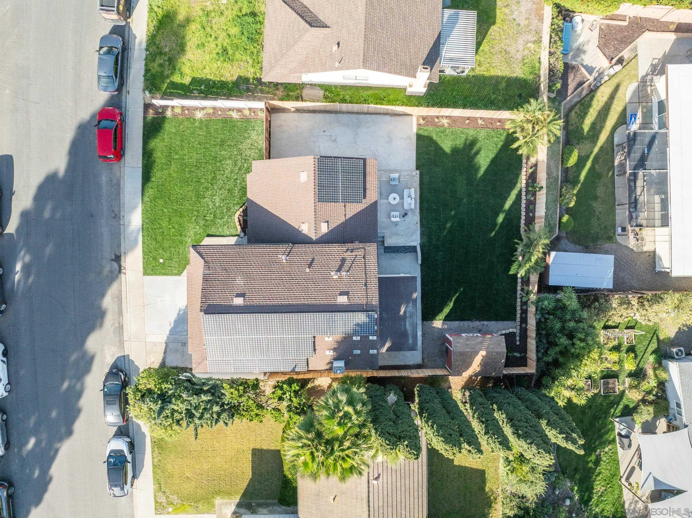 Detail Gallery Image 3 of 72 For 6165  Agee St, San Diego,  CA 92122 - 4 Beds | 2/1 Baths