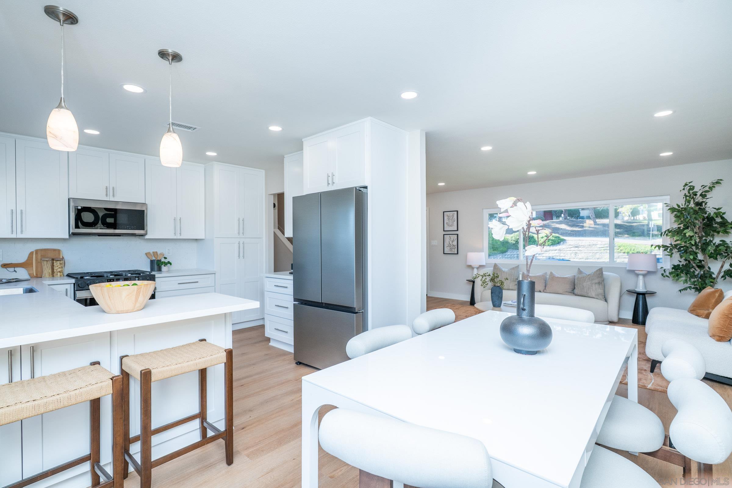 Detail Gallery Image 21 of 72 For 6165  Agee St, San Diego,  CA 92122 - 4 Beds | 2/1 Baths