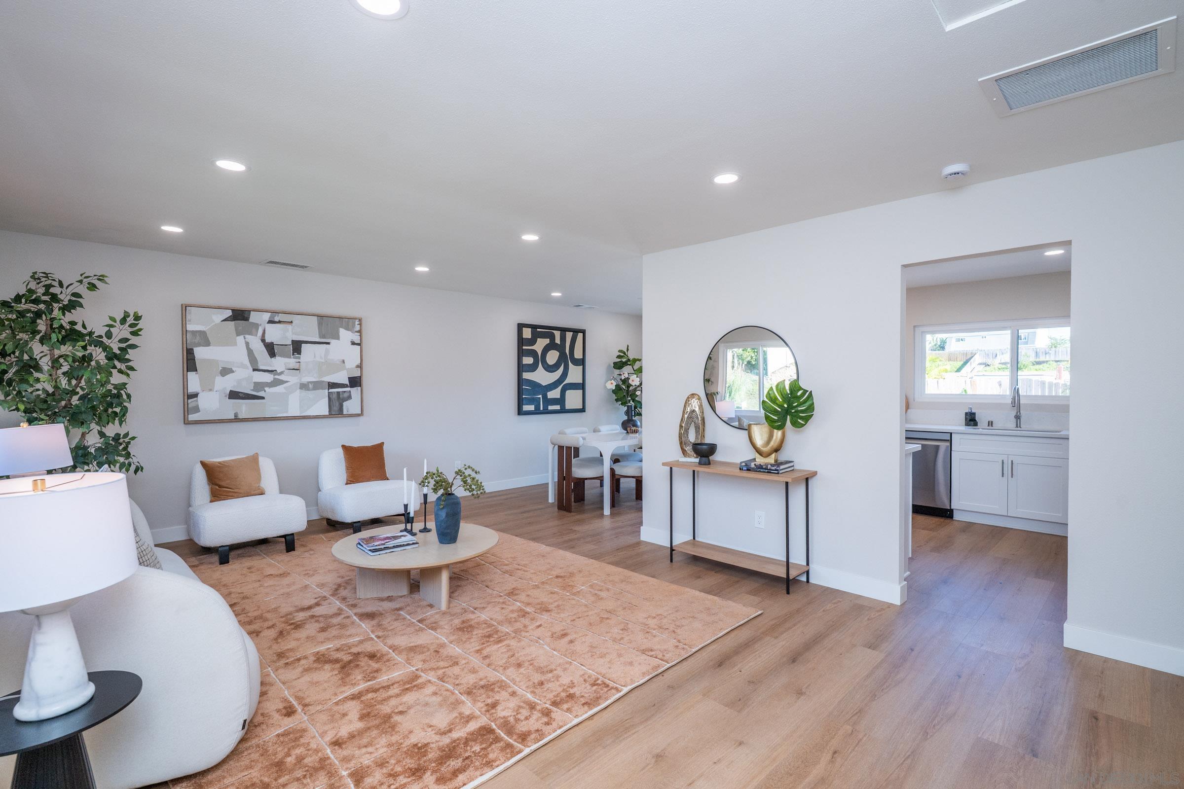 Detail Gallery Image 10 of 72 For 6165  Agee St, San Diego,  CA 92122 - 4 Beds | 2/1 Baths