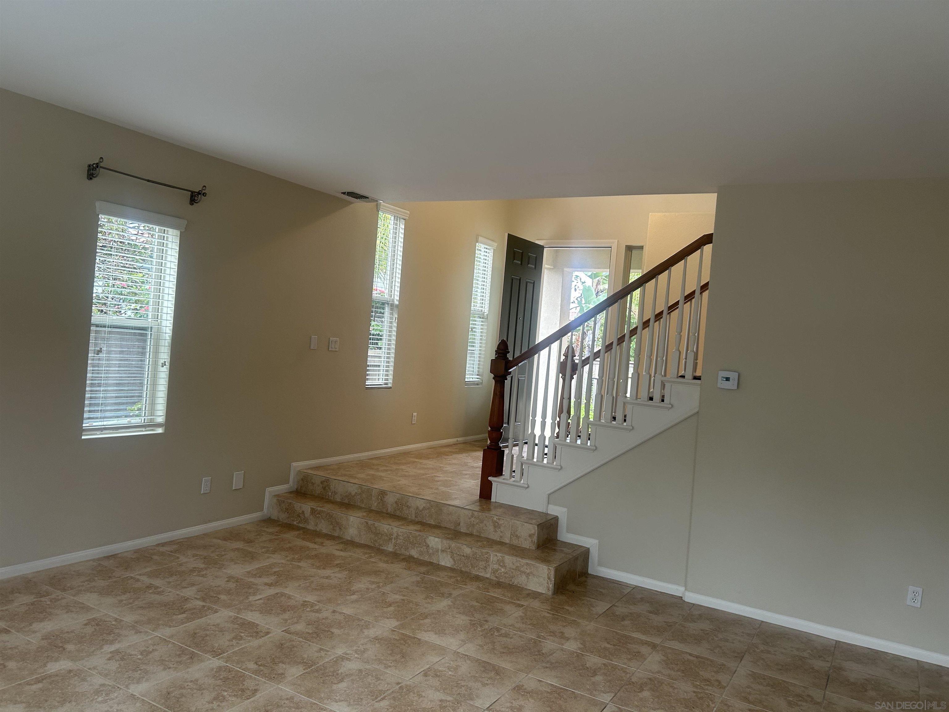 Detail Gallery Image 7 of 37 For 7235  Primrose, San Diego,  CA 92129 - 5 Beds | 3/1 Baths