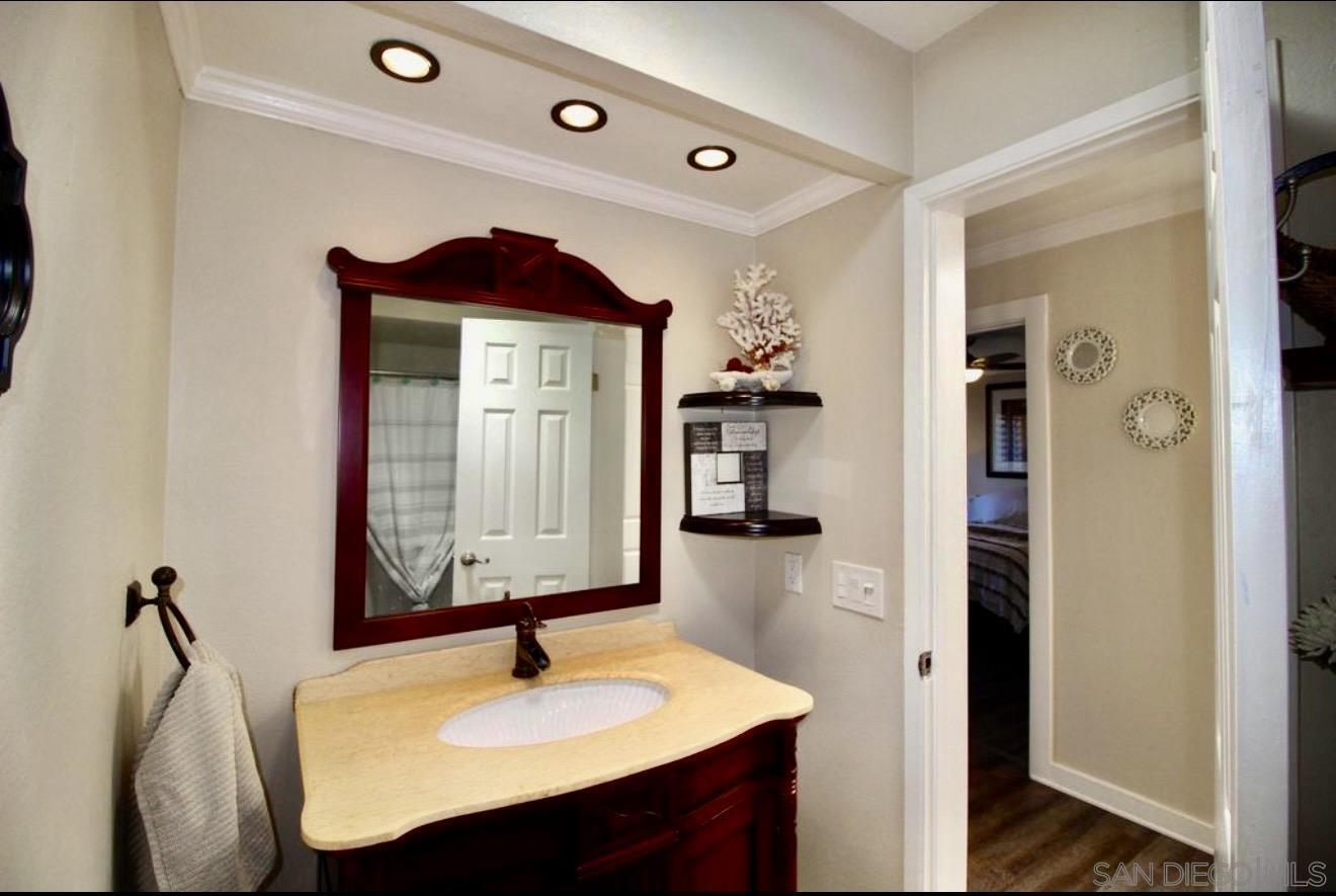 Detail Gallery Image 15 of 24 For 10  Antigua Ct., Coronado,  CA 92118 - 2 Beds | 2 Baths