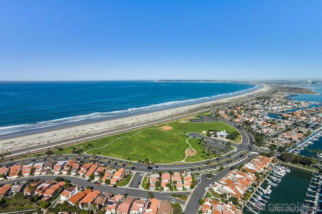 Detail Gallery Image 21 of 24 For 10  Antigua Ct., Coronado,  CA 92118 - 2 Beds | 2 Baths