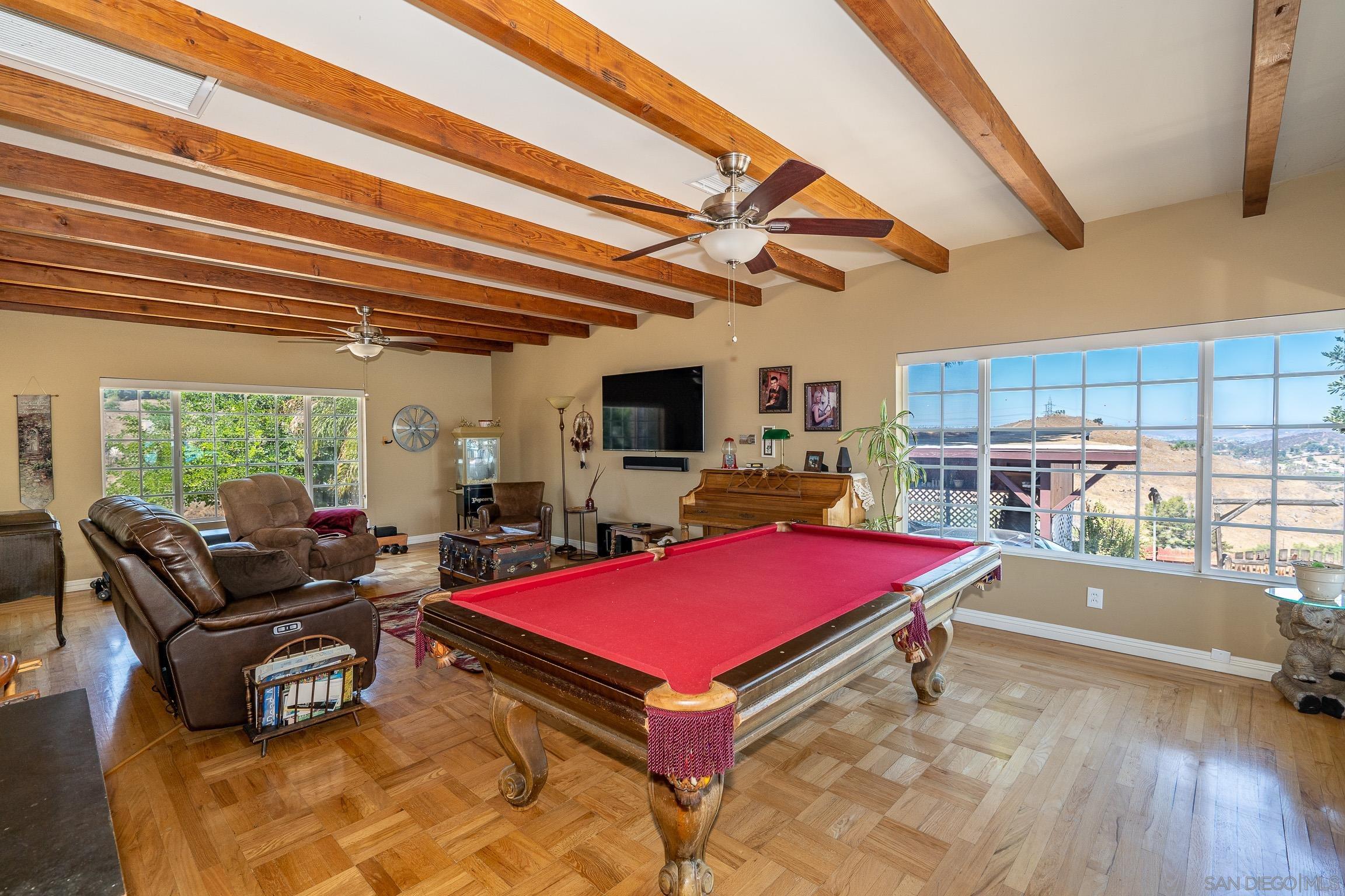 Detail Gallery Image 11 of 65 For 9111  Sierra Alta Way, El Cajon,  CA 92021 - 4 Beds | 3 Baths