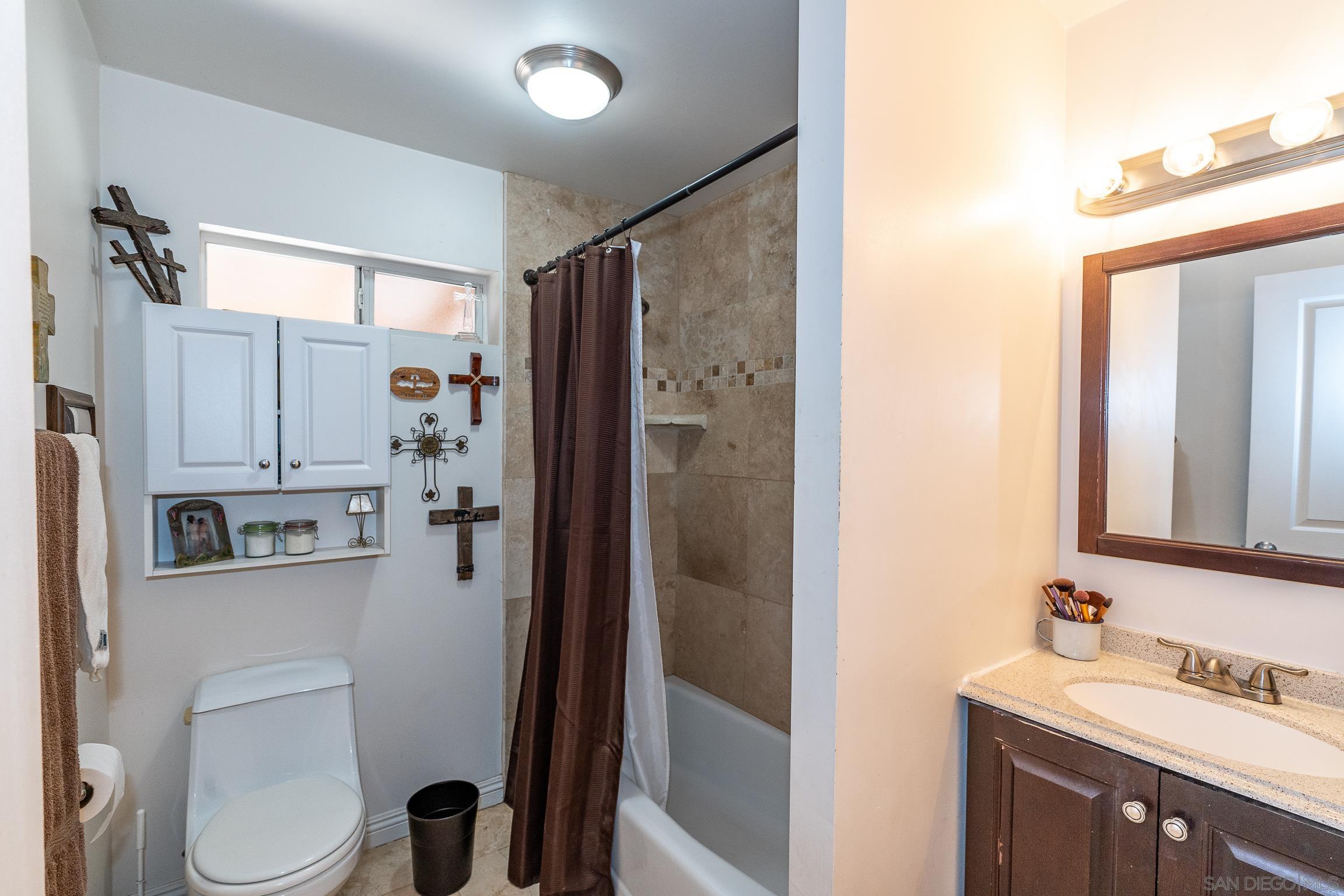 Detail Gallery Image 15 of 65 For 9111  Sierra Alta Way, El Cajon,  CA 92021 - 4 Beds | 3 Baths