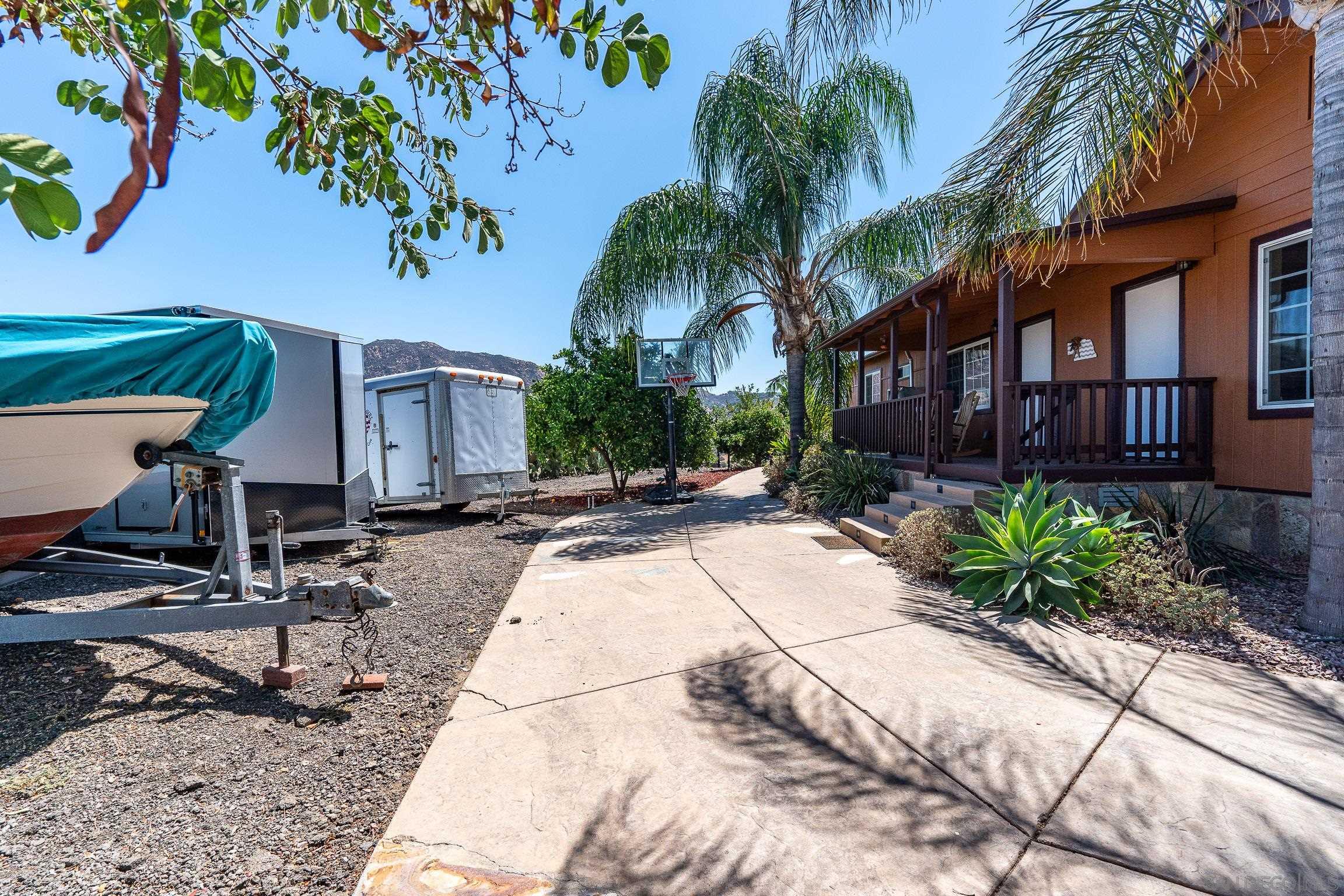 Detail Gallery Image 32 of 65 For 9111  Sierra Alta Way, El Cajon,  CA 92021 - 4 Beds | 3 Baths