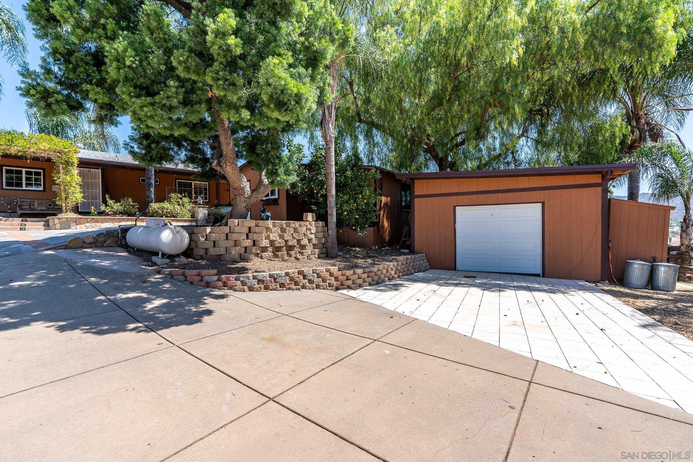 Detail Gallery Image 48 of 65 For 9111  Sierra Alta Way, El Cajon,  CA 92021 - 4 Beds | 3 Baths