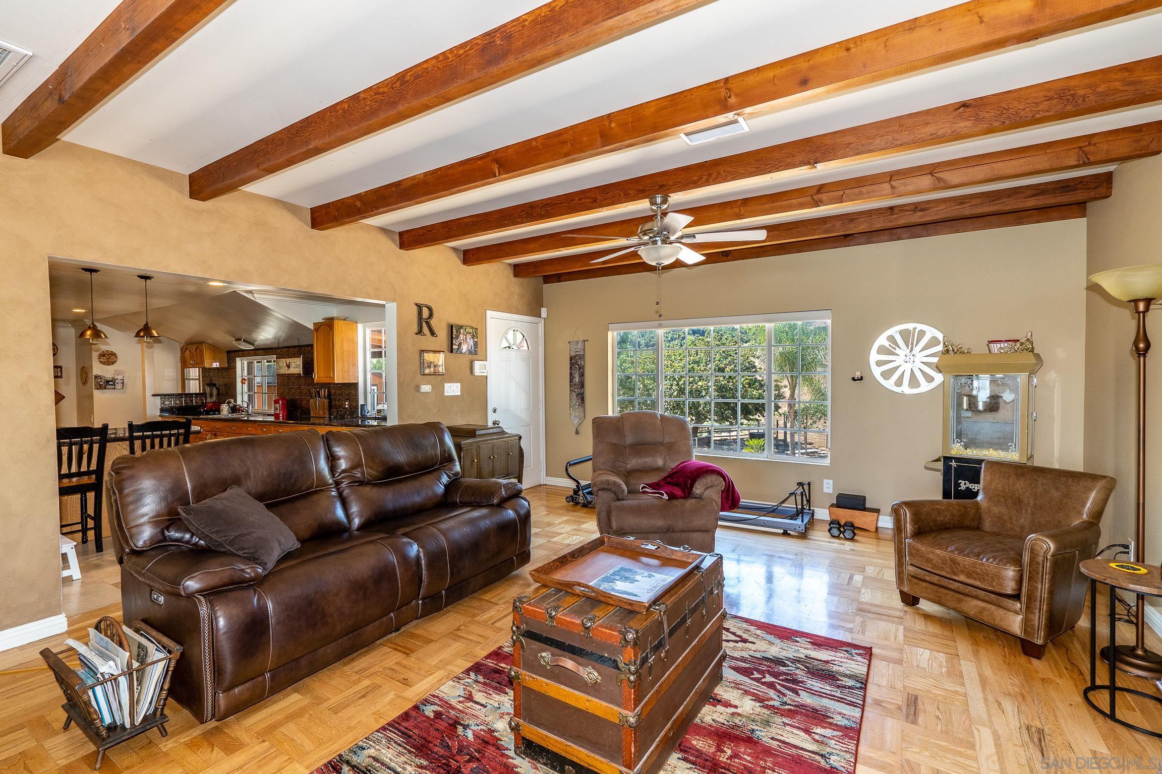 Detail Gallery Image 9 of 65 For 9111  Sierra Alta Way, El Cajon,  CA 92021 - 4 Beds | 3 Baths