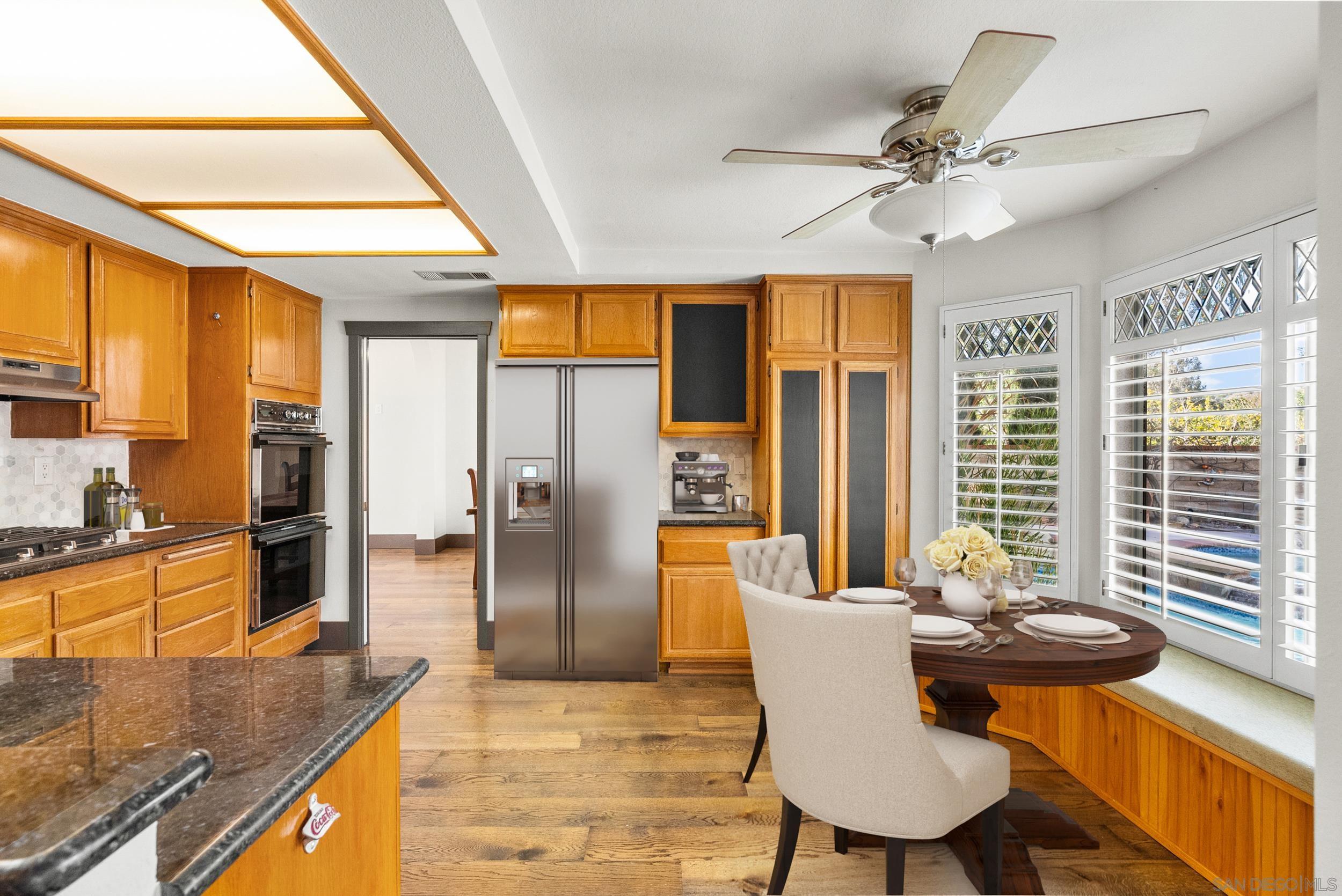 Detail Gallery Image 19 of 59 For 28885  Shadow Valley Ln, Santa Clarita,  CA 91390 - 4 Beds | 3 Baths