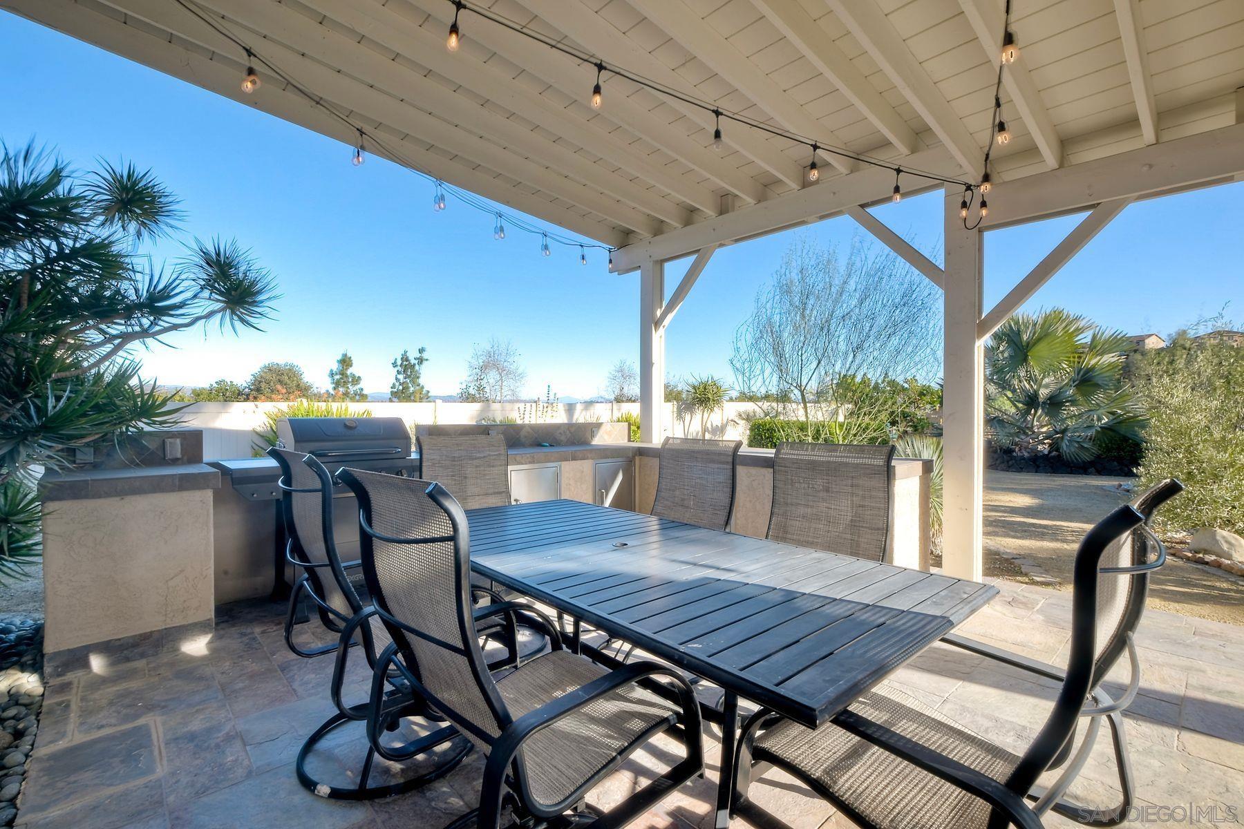 Detail Gallery Image 30 of 69 For 825  Bel Esprit Circle, San Marcos,  CA 92069 - 5 Beds | 3 Baths