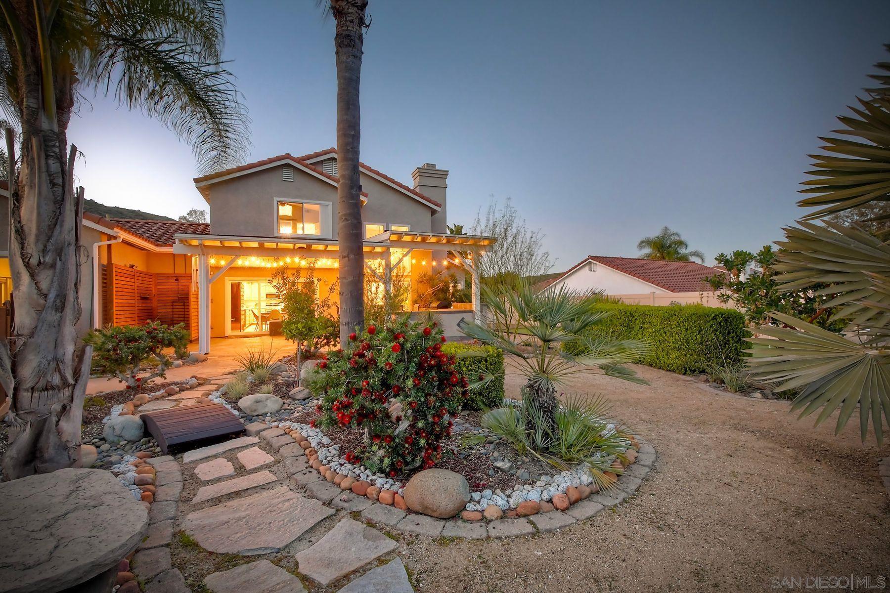 Detail Gallery Image 38 of 69 For 825  Bel Esprit Circle, San Marcos,  CA 92069 - 5 Beds | 3 Baths