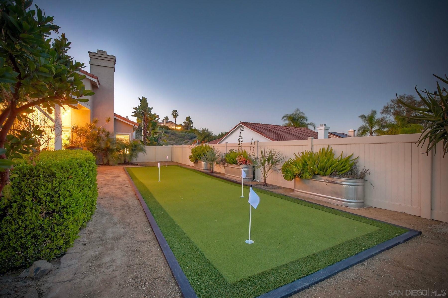 Detail Gallery Image 43 of 69 For 825  Bel Esprit Circle, San Marcos,  CA 92069 - 5 Beds | 3 Baths