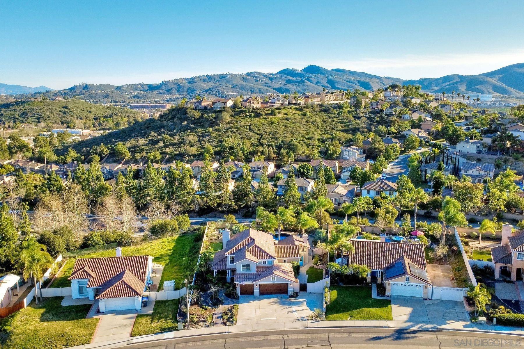 Detail Gallery Image 51 of 69 For 825  Bel Esprit Circle, San Marcos,  CA 92069 - 5 Beds | 3 Baths