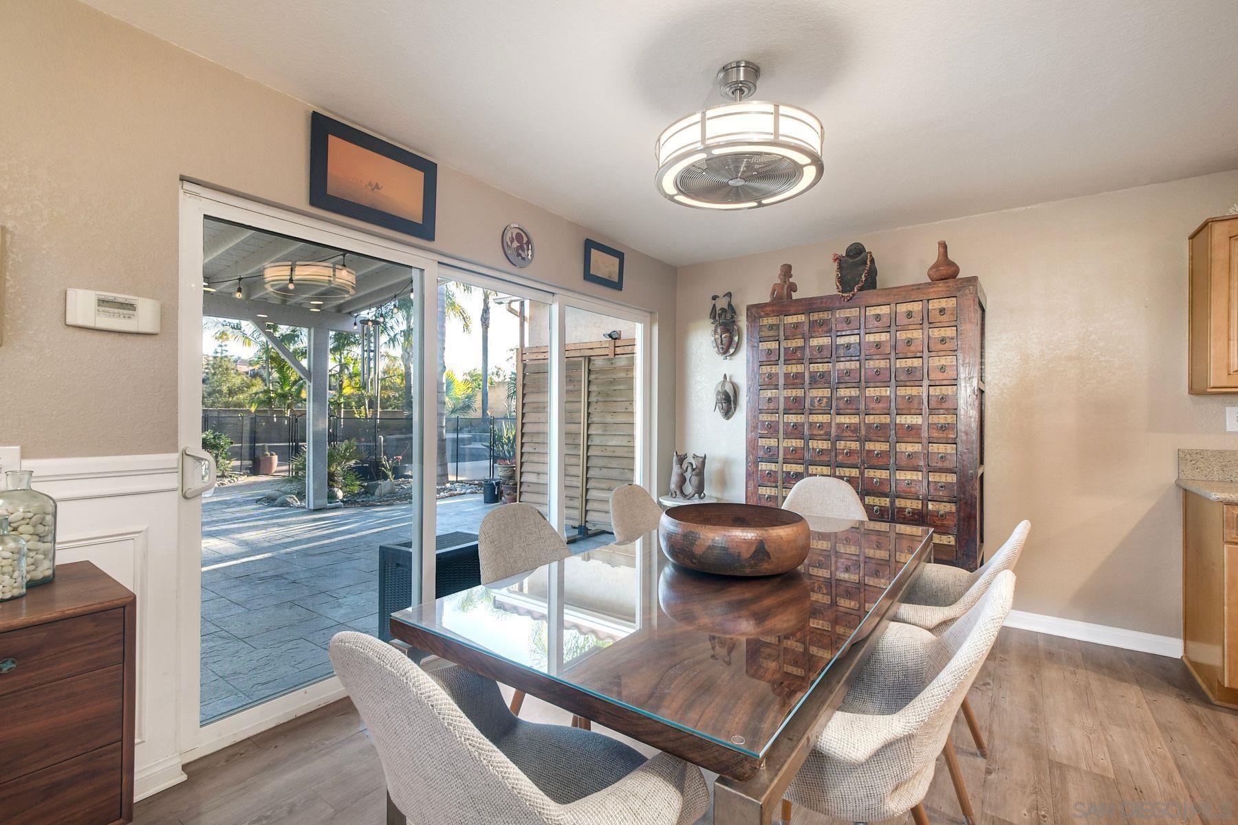 Detail Gallery Image 7 of 69 For 825  Bel Esprit Circle, San Marcos,  CA 92069 - 5 Beds | 3 Baths