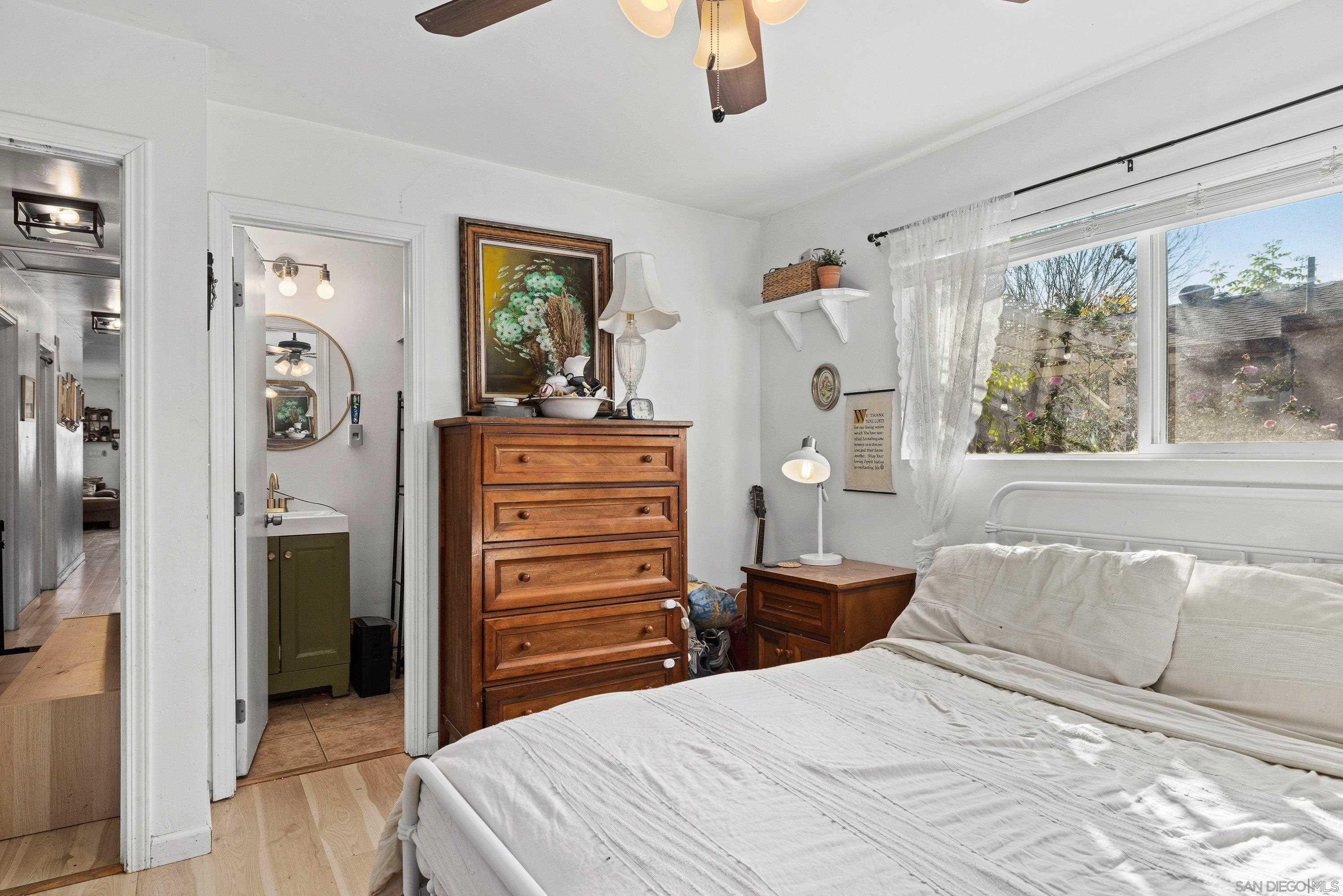 Detail Gallery Image 23 of 30 For 9750  Ivanho St, Spring Valley,  CA 91977 - 4 Beds | 2 Baths