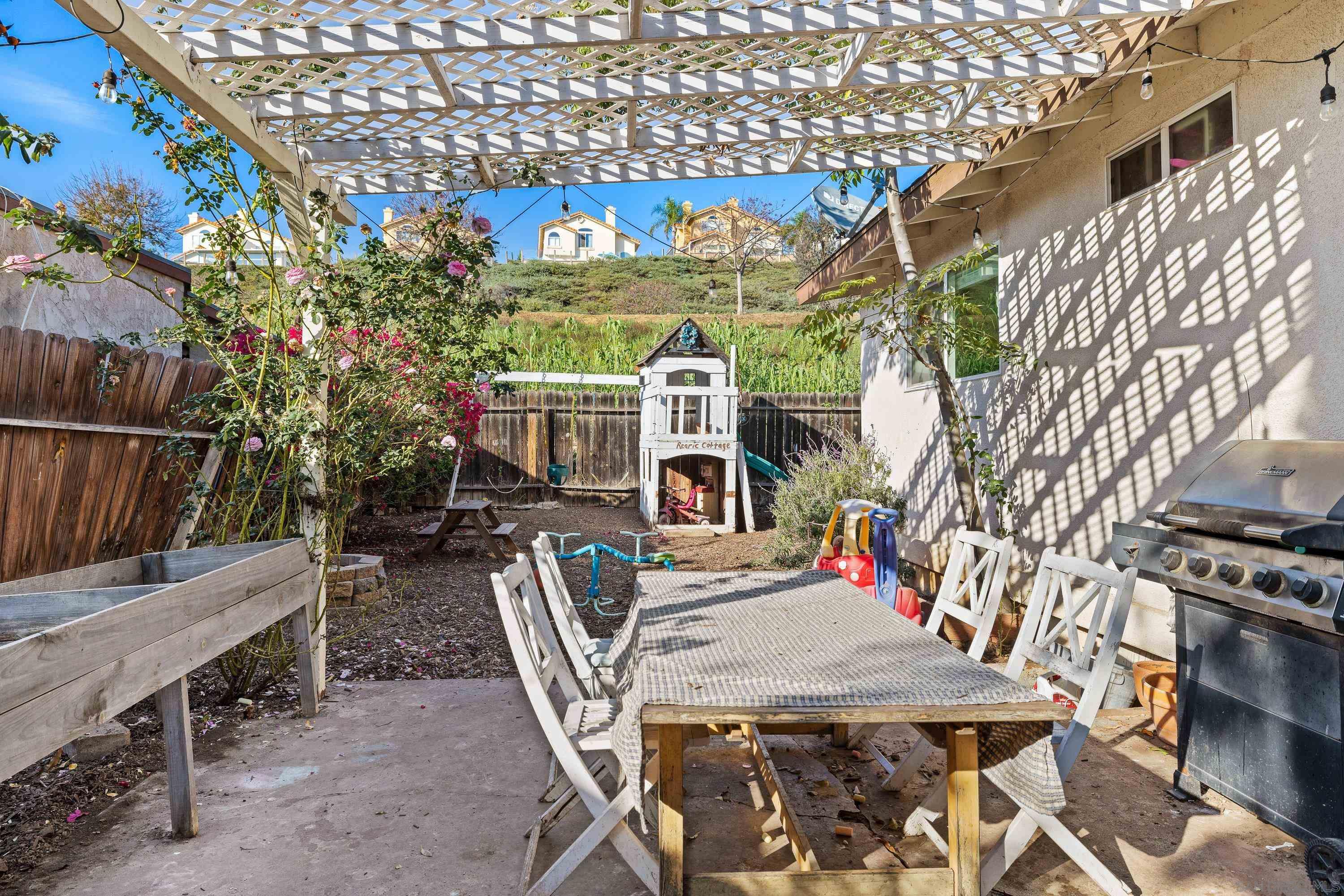 Detail Gallery Image 25 of 30 For 9750  Ivanho St, Spring Valley,  CA 91977 - 4 Beds | 2 Baths