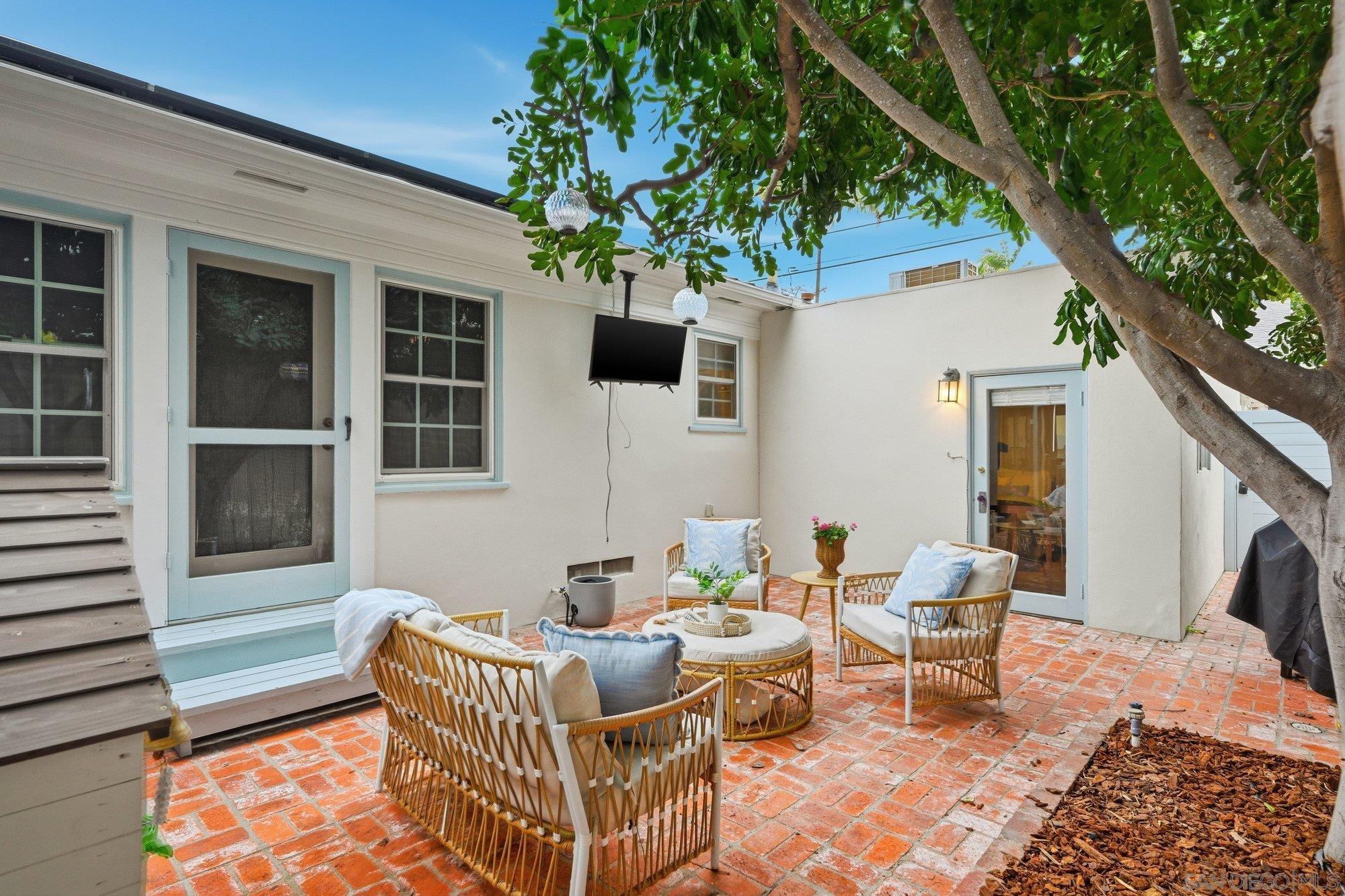 Detail Gallery Image 18 of 24 For 1210  3rd Street, Coronado,  CA 92118 - 3 Beds | 2 Baths