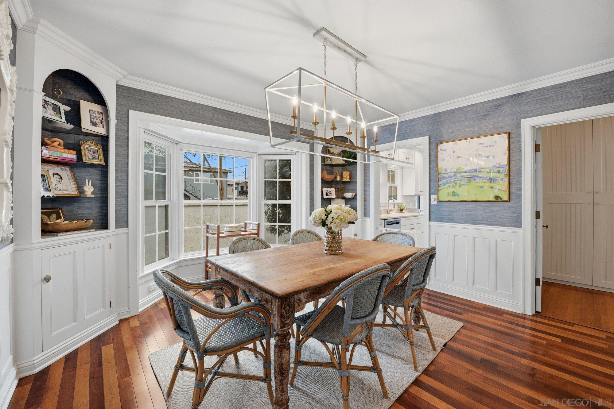 Detail Gallery Image 6 of 24 For 1210  3rd Street, Coronado,  CA 92118 - 3 Beds | 2 Baths