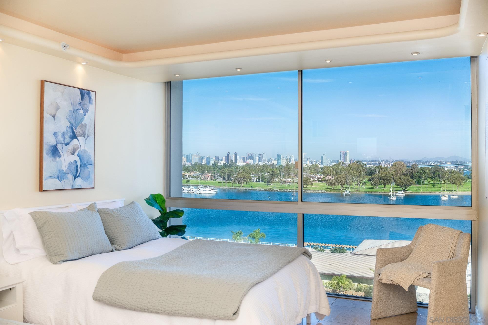 Detail Gallery Image 25 of 46 For 1810  Avenida Del Mundo  #703,  Coronado,  CA 92118 - 2 Beds | 3 Baths