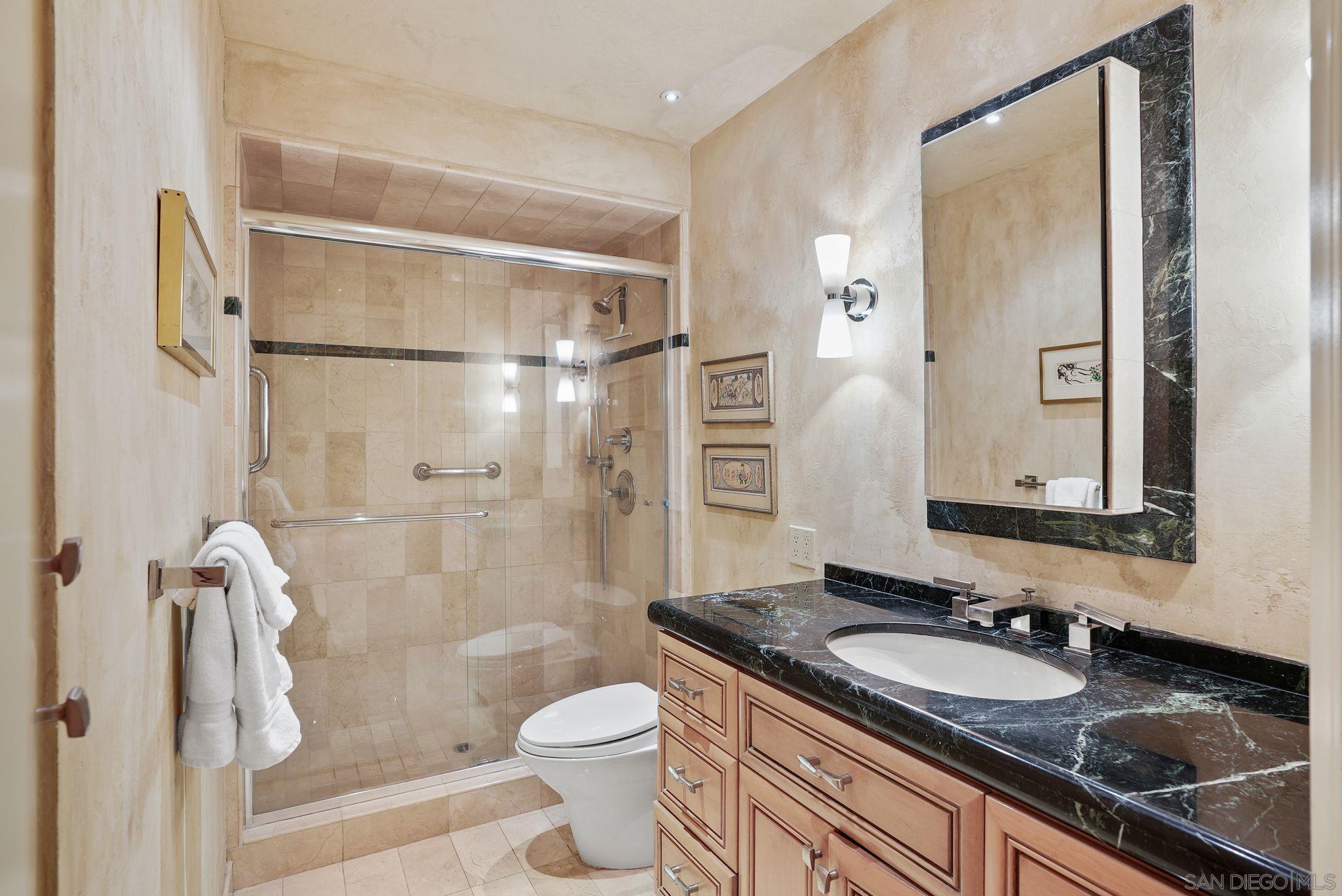 Detail Gallery Image 40 of 46 For 1810  Avenida Del Mundo  #703,  Coronado,  CA 92118 - 2 Beds | 3 Baths