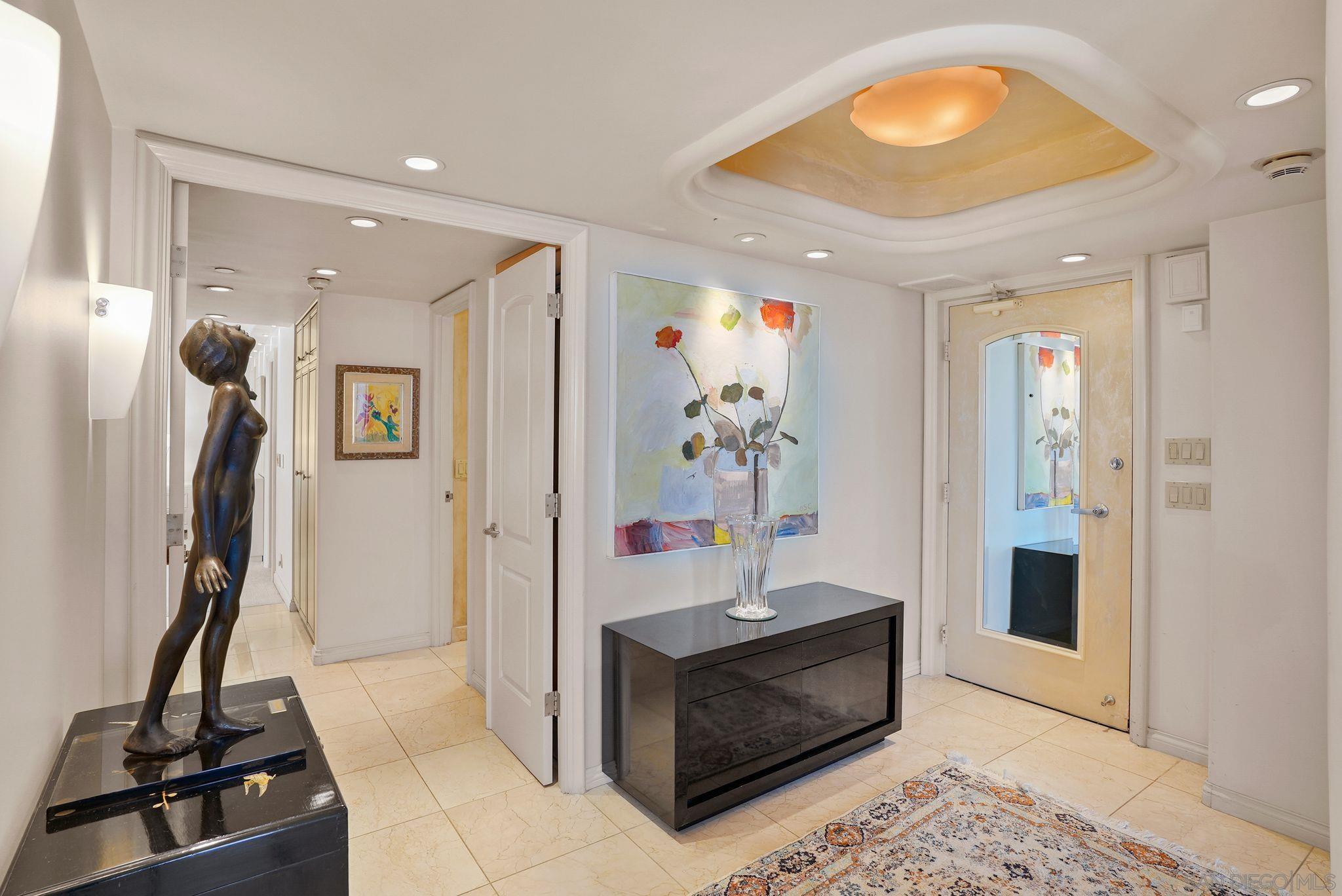 Detail Gallery Image 7 of 46 For 1810  Avenida Del Mundo  #703,  Coronado,  CA 92118 - 2 Beds | 3 Baths