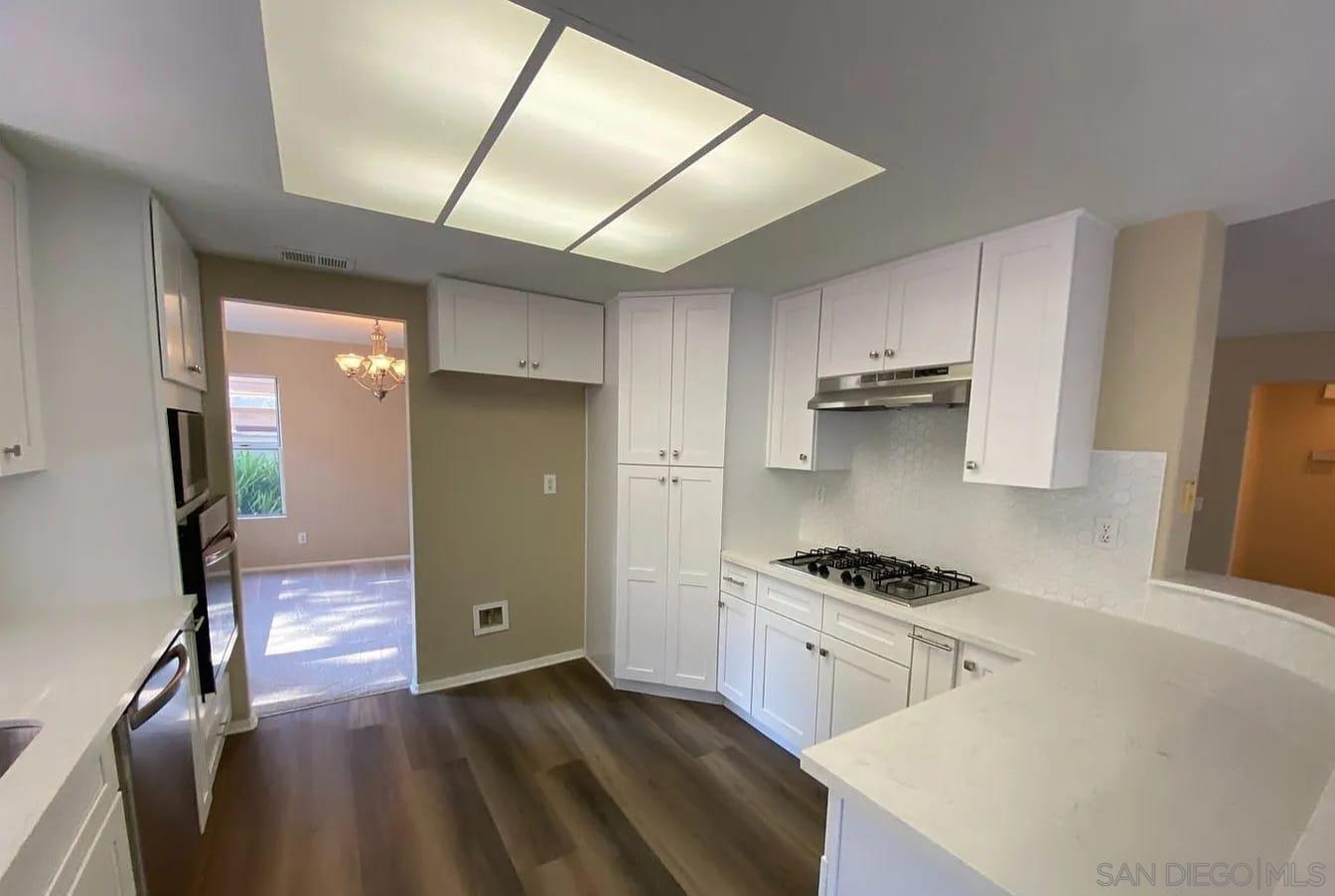 Detail Gallery Image 14 of 16 For 2340  Eastridge Loop, Chula Vista,  CA 91915 - 4 Beds | 2/1 Baths