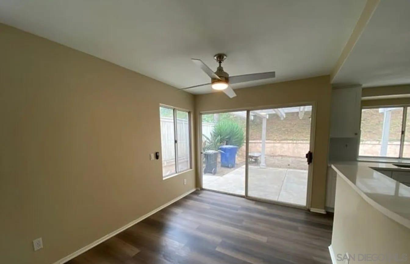 Detail Gallery Image 3 of 16 For 2340  Eastridge Loop, Chula Vista,  CA 91915 - 4 Beds | 2/1 Baths