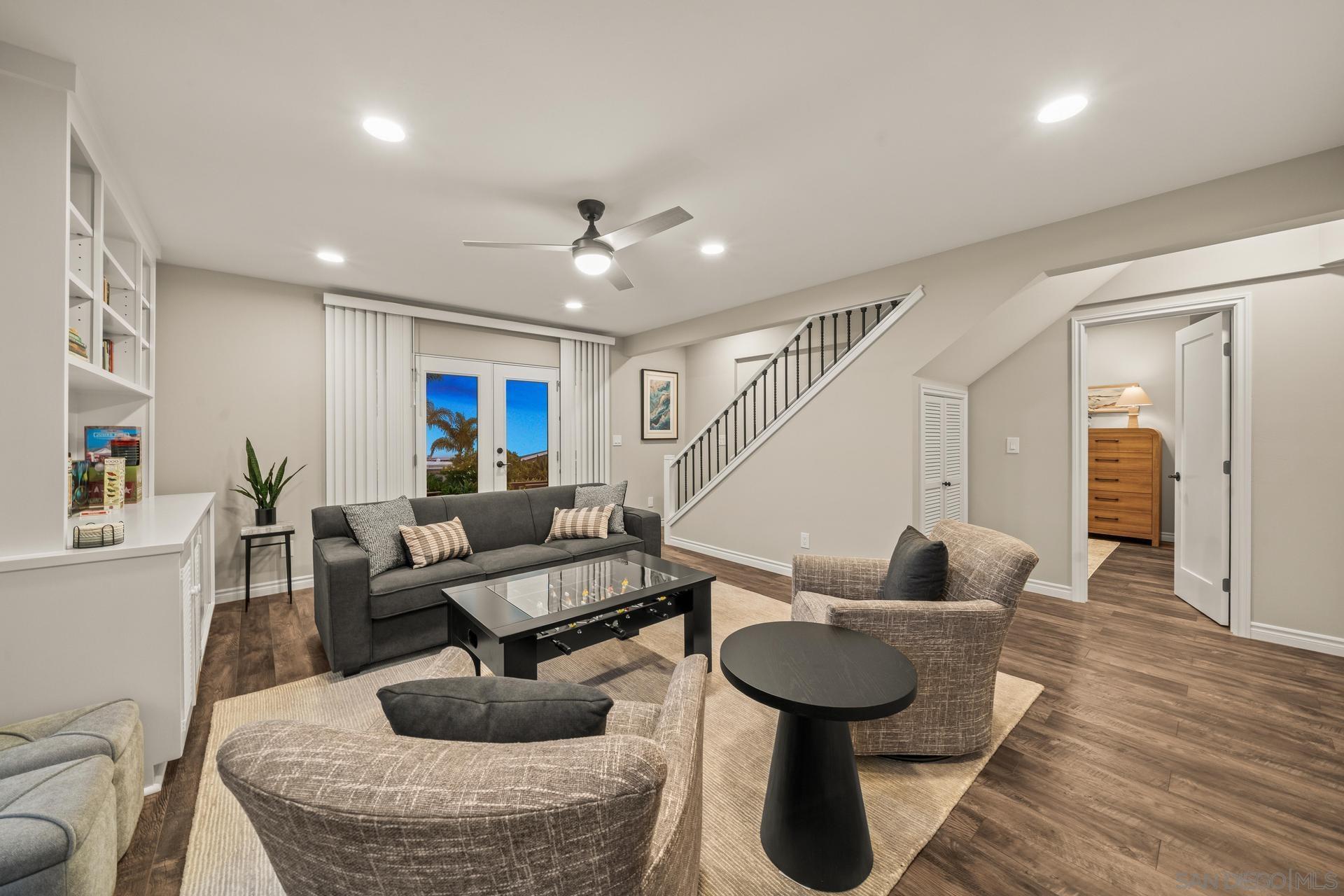 Detail Gallery Image 42 of 75 For 7201  Country Club Drive, La Jolla,  CA 92037 - 4 Beds | 3 Baths