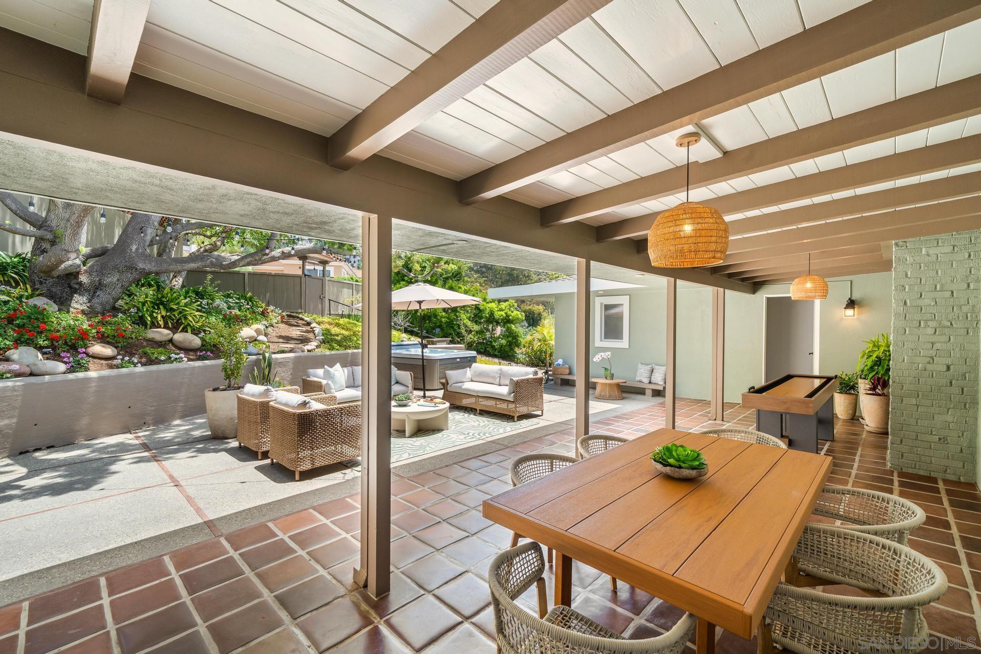 Detail Gallery Image 63 of 75 For 7201  Country Club Drive, La Jolla,  CA 92037 - 4 Beds | 3 Baths